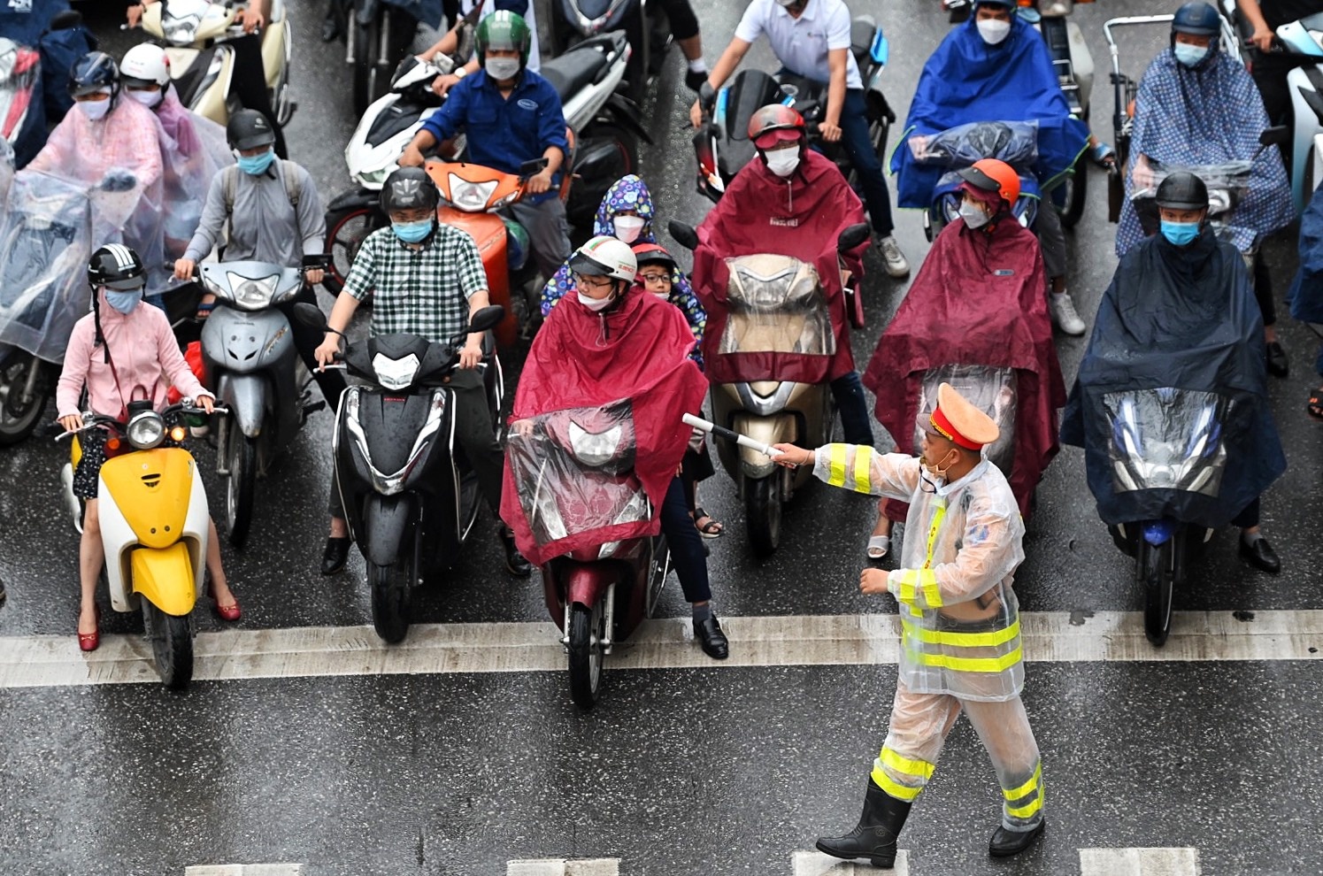 un tac truoc san my dinh anh 2