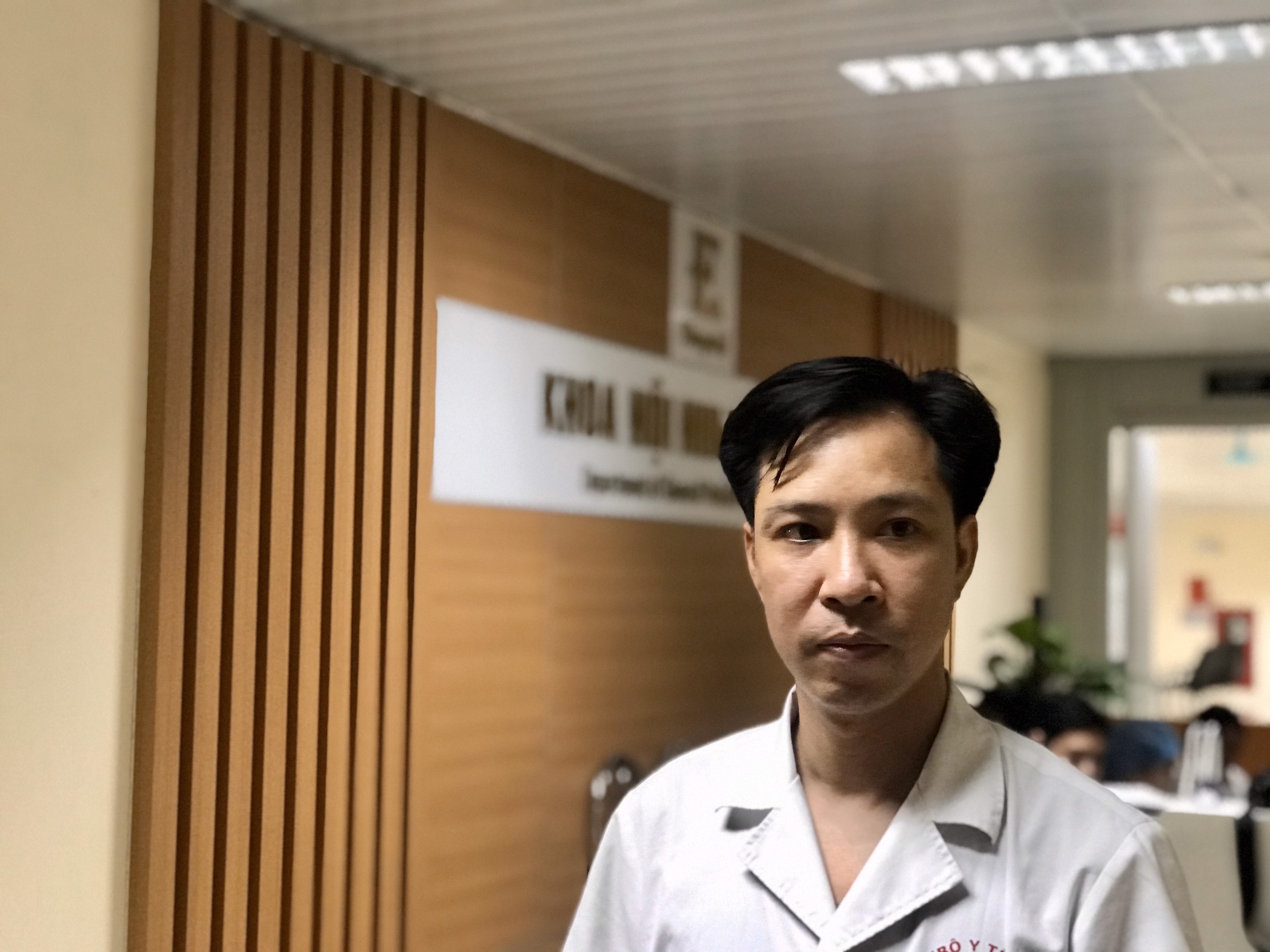 kieng tam khi tre om anh 1