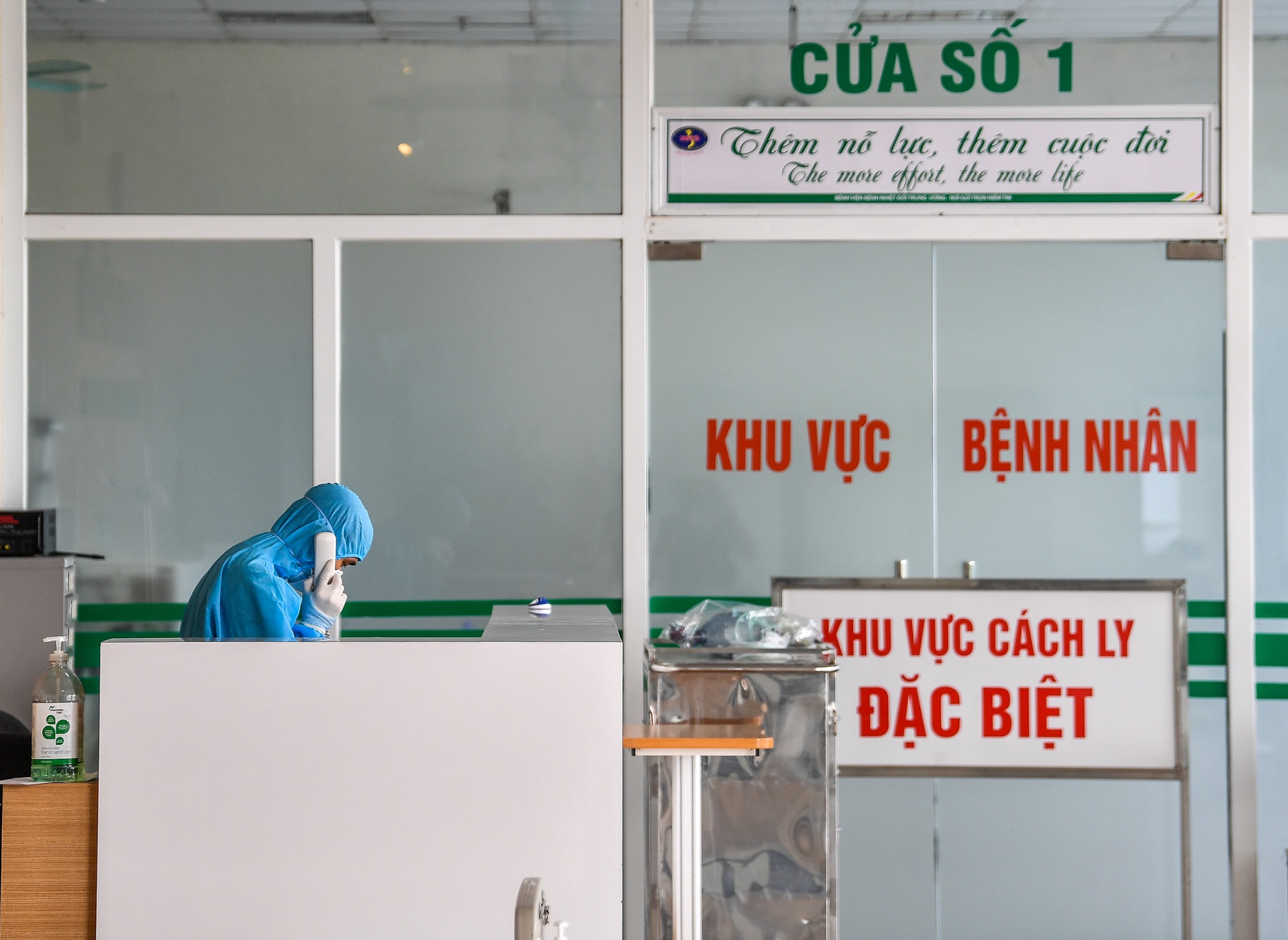 đón người bệnh covid-19 về việt nam,   ảnh 2 don nguoi benh covid-19 ve viet nam, anh 2