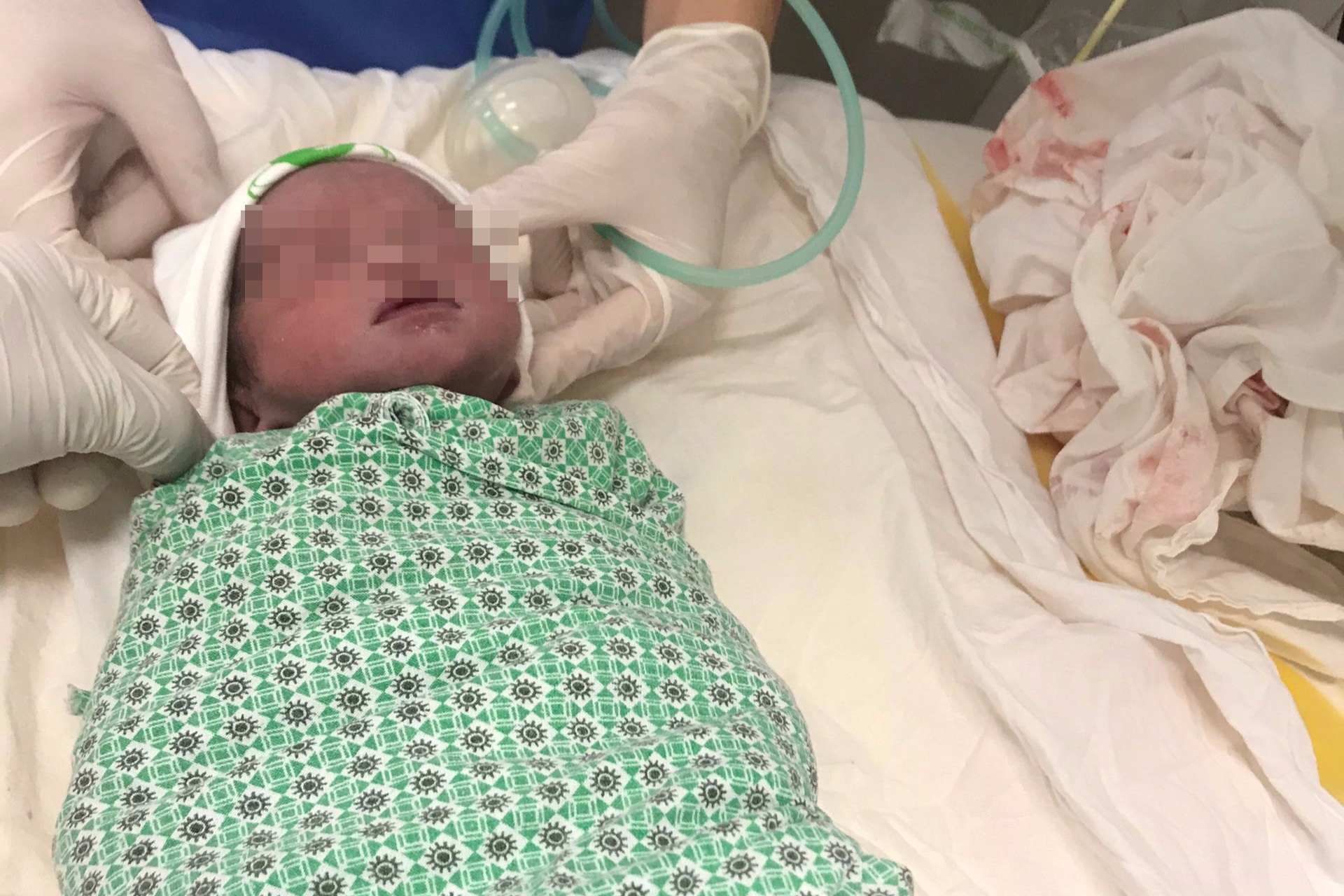 Co tu cung tu dong kin giup nguoi phu nu giu duoc thai hinh anh