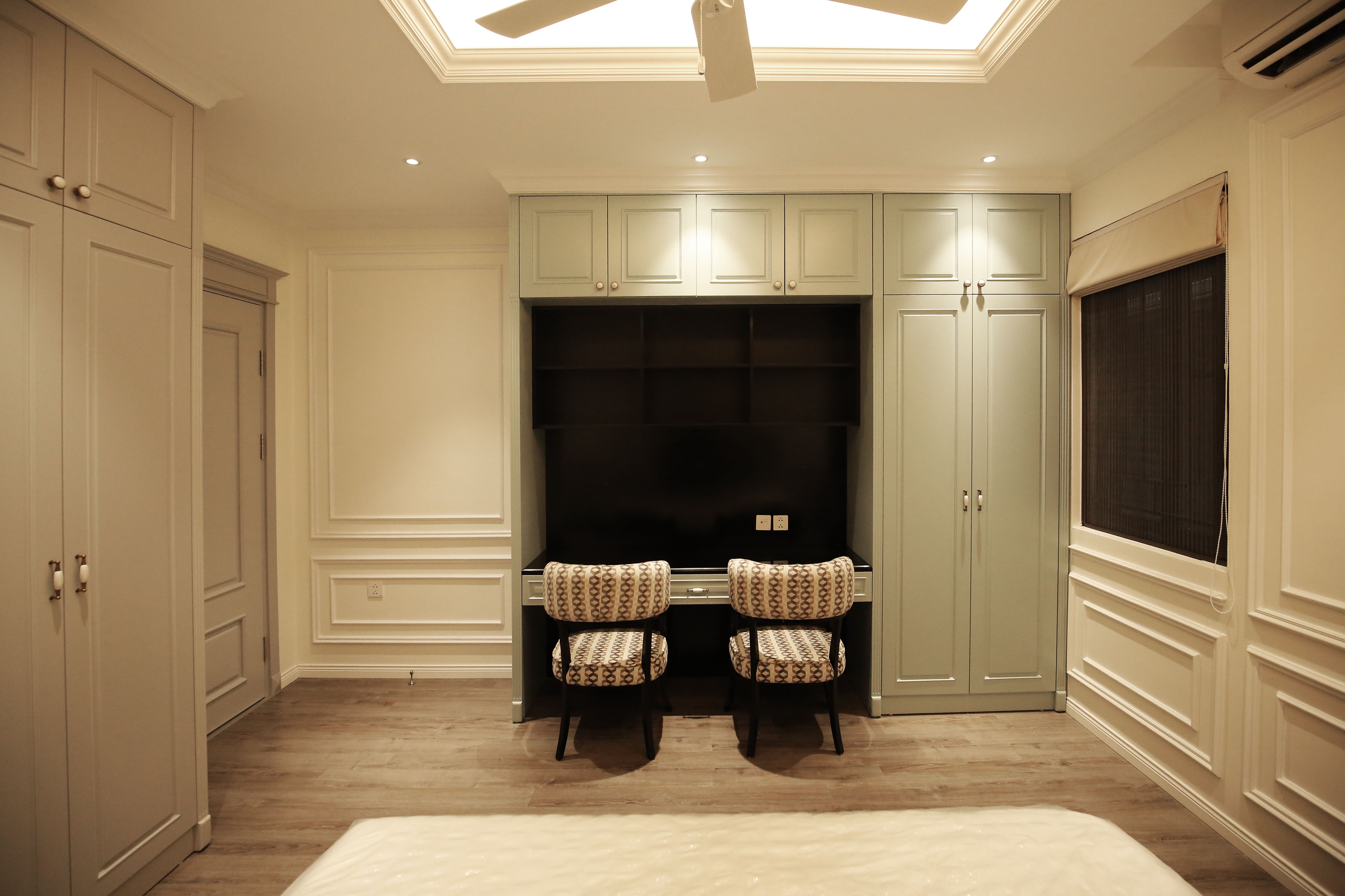 nha lien ke phong cach tan co dien anh 10