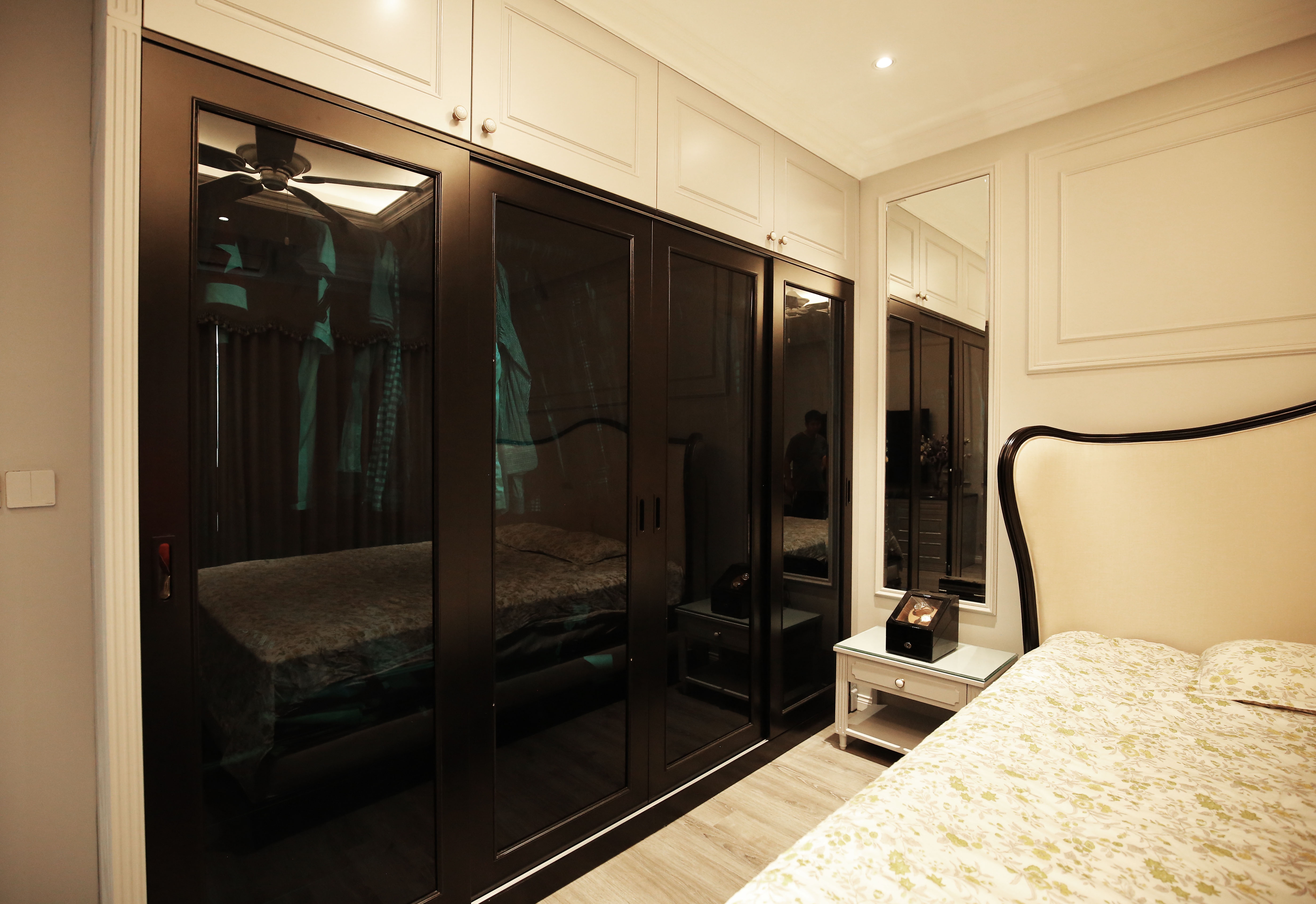 nha lien ke phong cach tan co dien anh 9