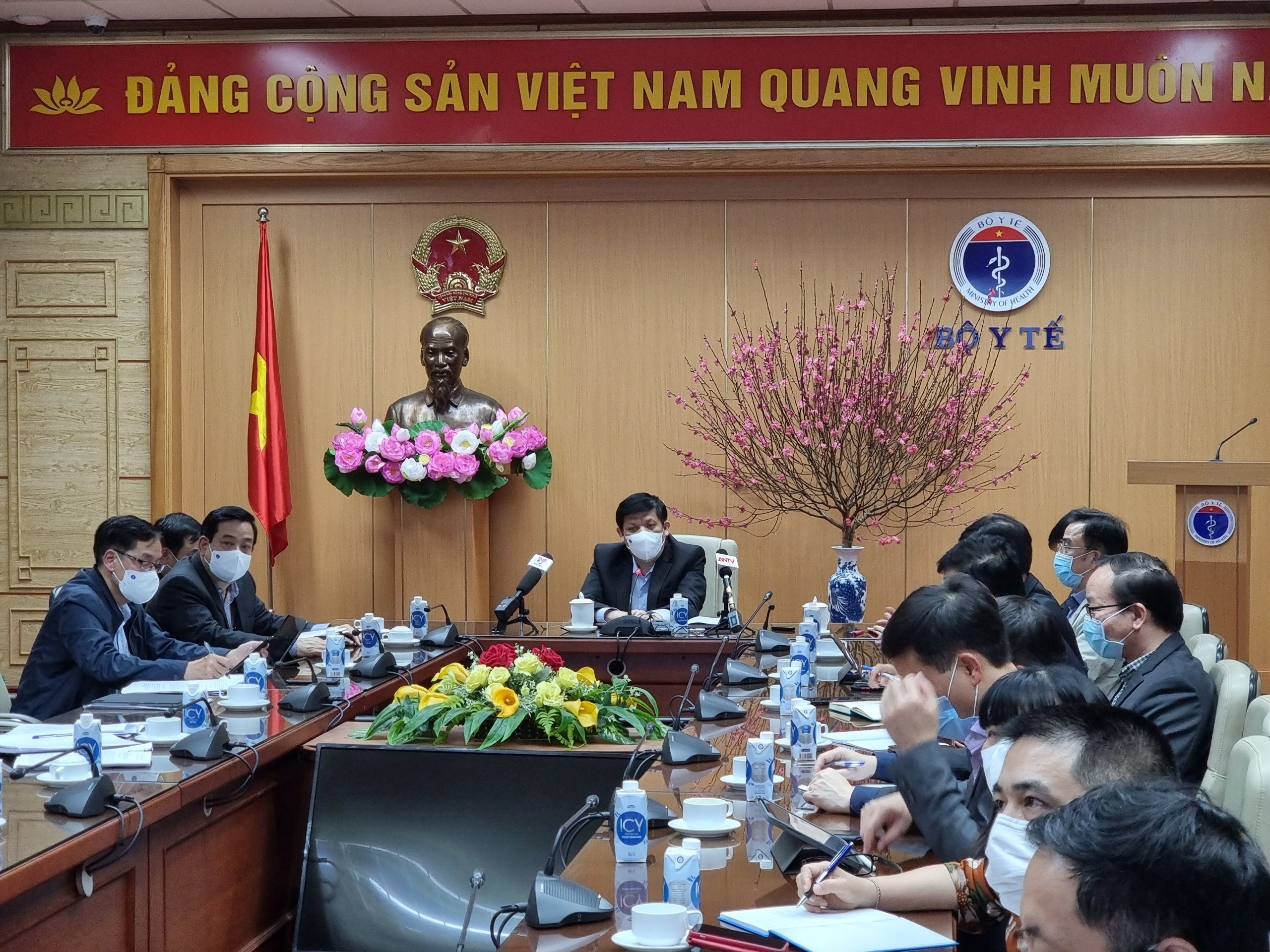 tinh hinh dich covid-19 anh 1