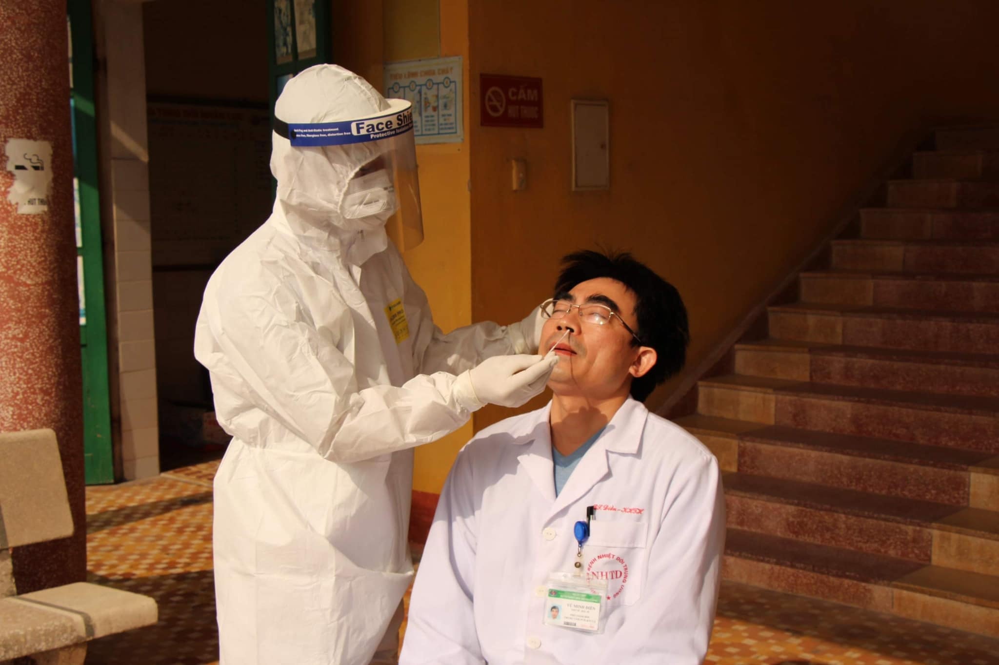 Tam su cua bac si thiet lap benh vien da chien tai tam dich Chi Linh hinh anh