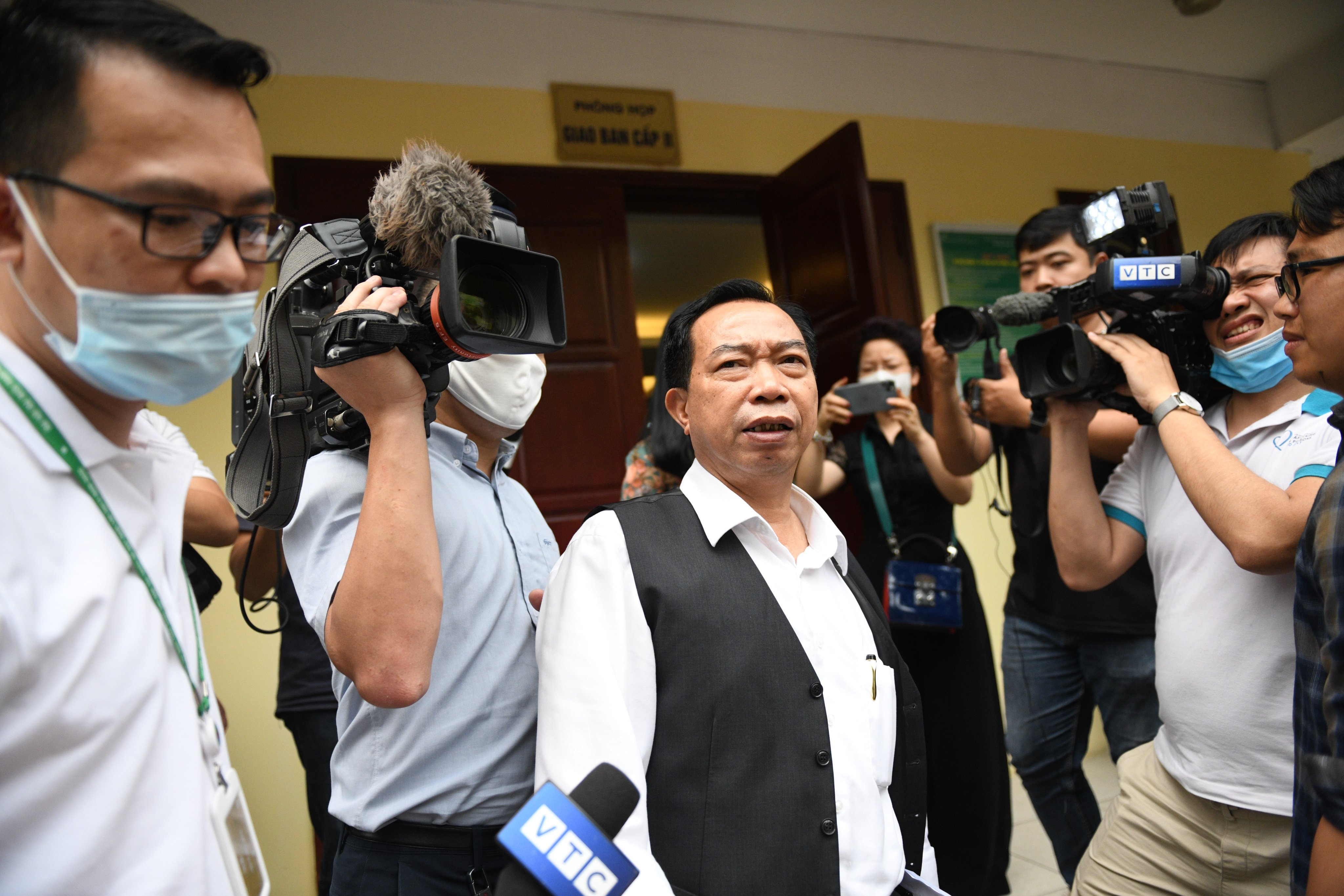 benh nhan tam than lap phong bay lac trong vien anh 1