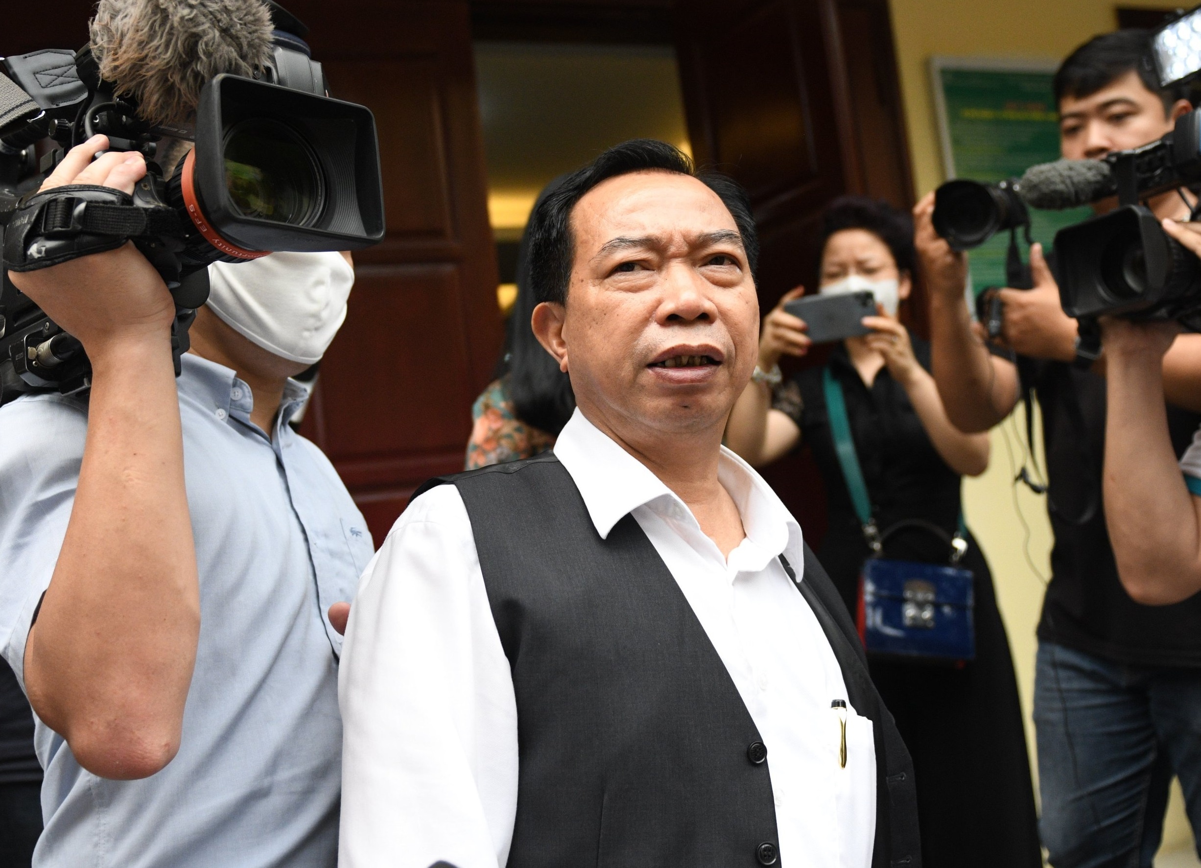 Tam dinh chi cong tac Giam doc Benh vien Tam than Trung uong I hinh anh