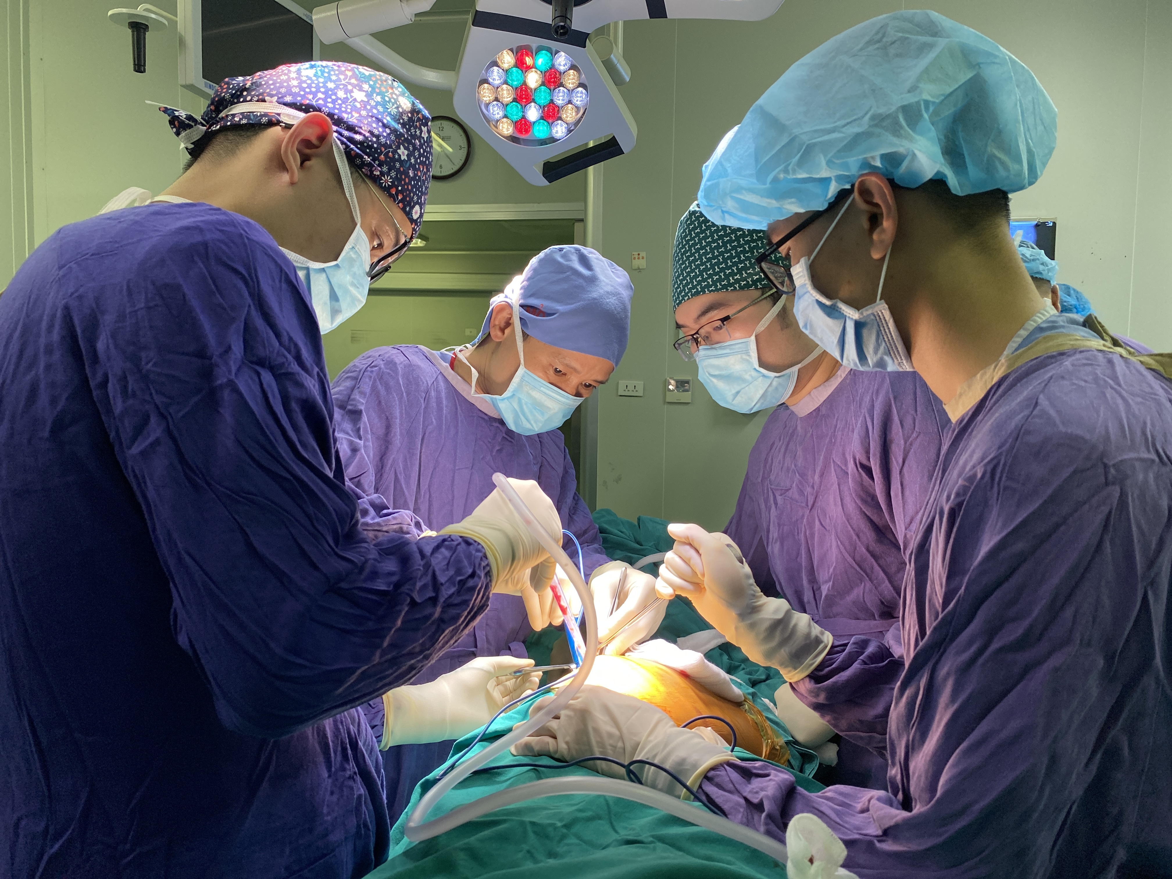 gay khop hang do nga nhe anh 1