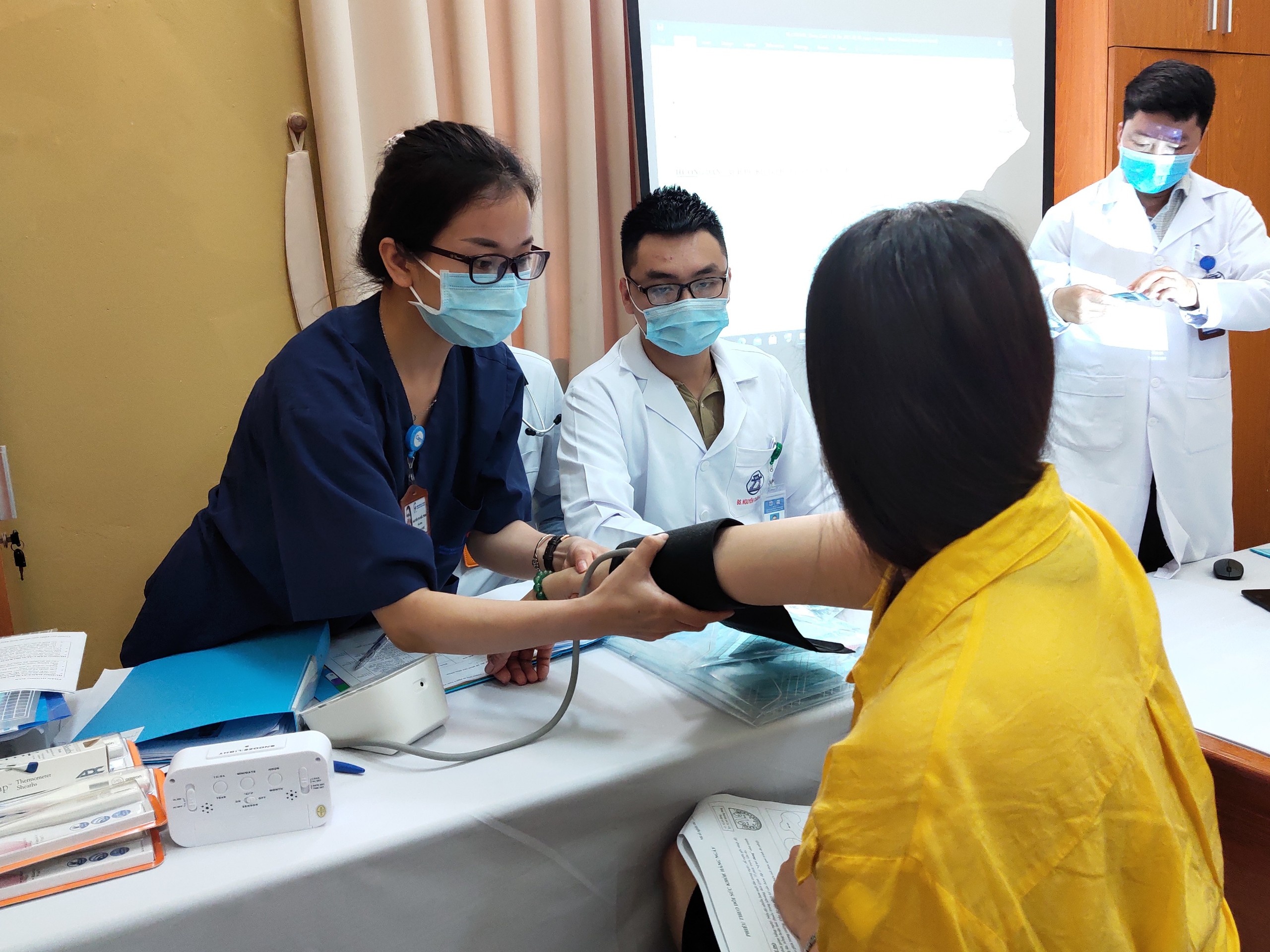 thử nghiệm vaccine covid-19 trên người ảnh 1 thu nghiem vaccine covid-19 tren nguoi anh 1