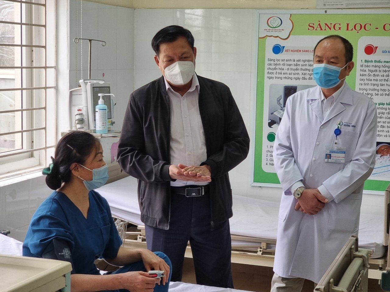 tiẻm vaccine covid-19 tại quảng ninh ảnh 1 tiem vaccine covid-19 tai quang ninh anh 1