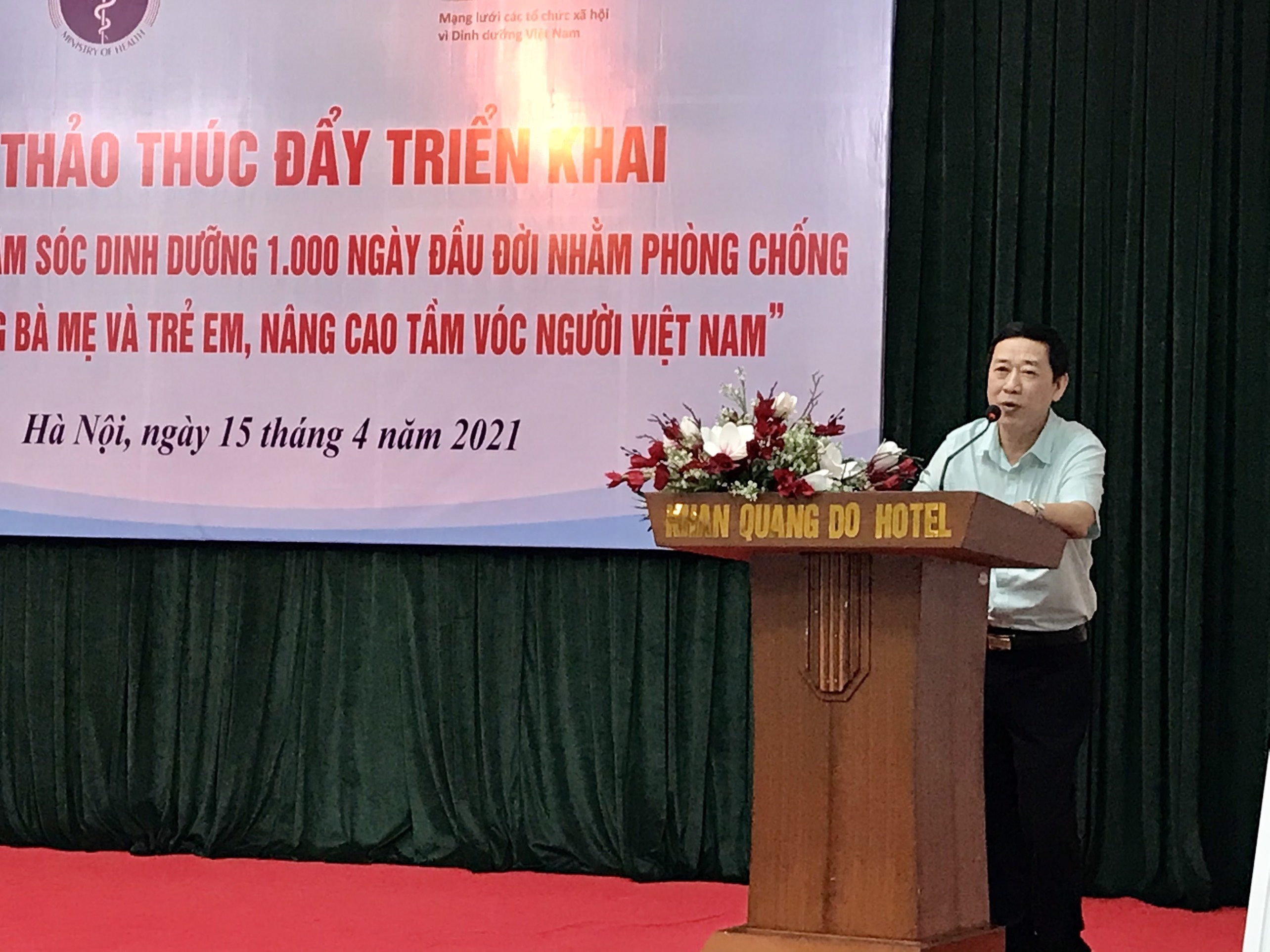 cham soc suc khoe cho be anh 1