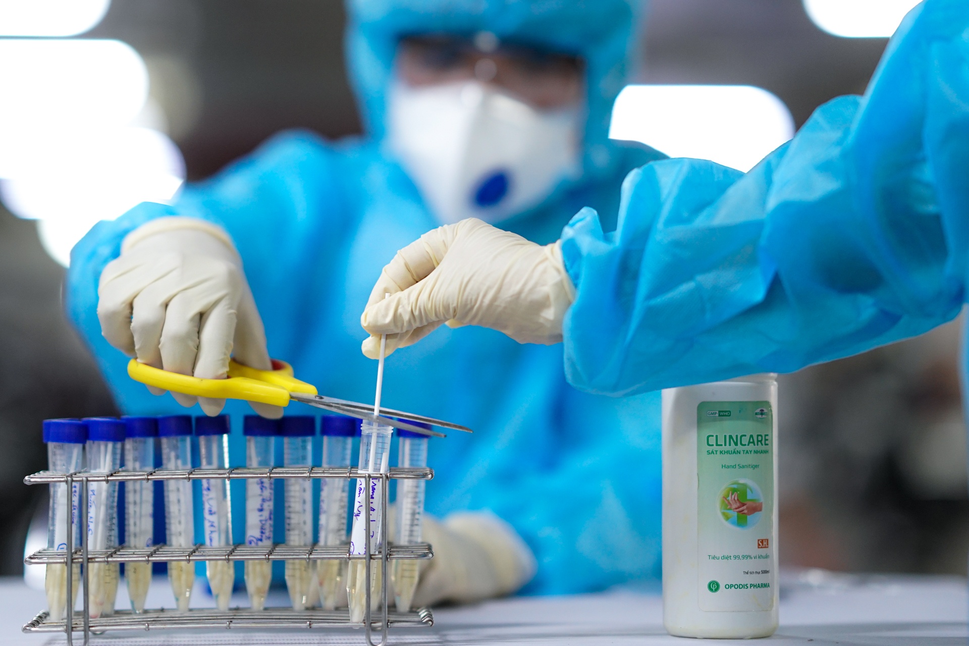 tinh hinh dich covid-19 anh 1