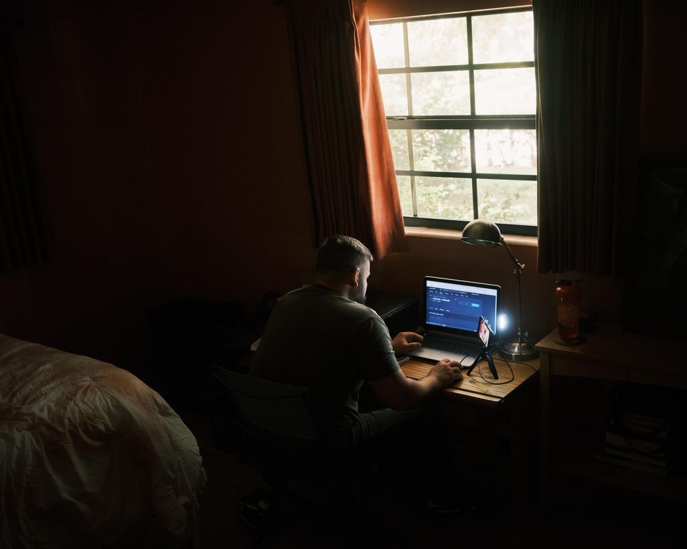 trao luu coin dong vat anh 4