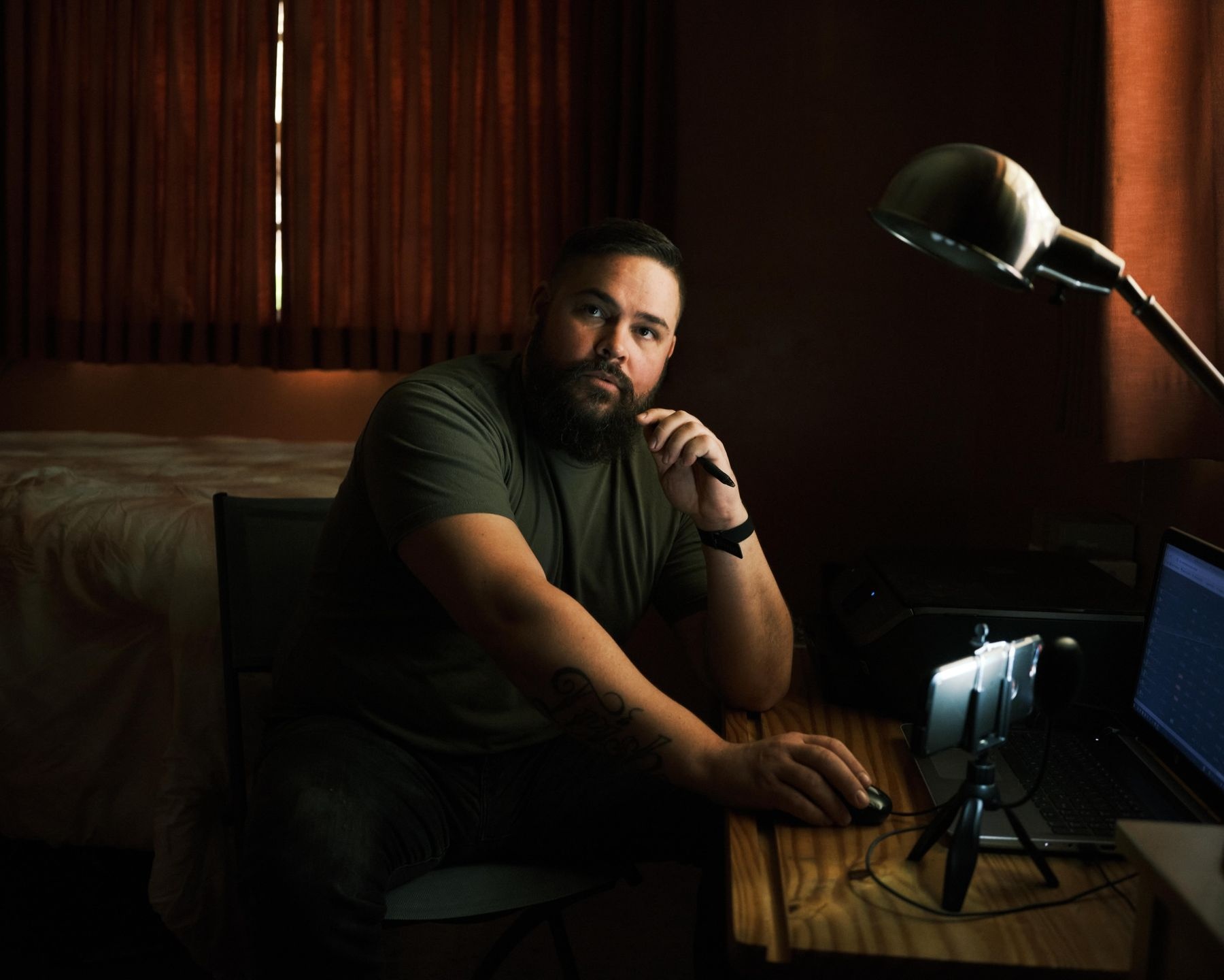 trao luu coin dong vat anh 2