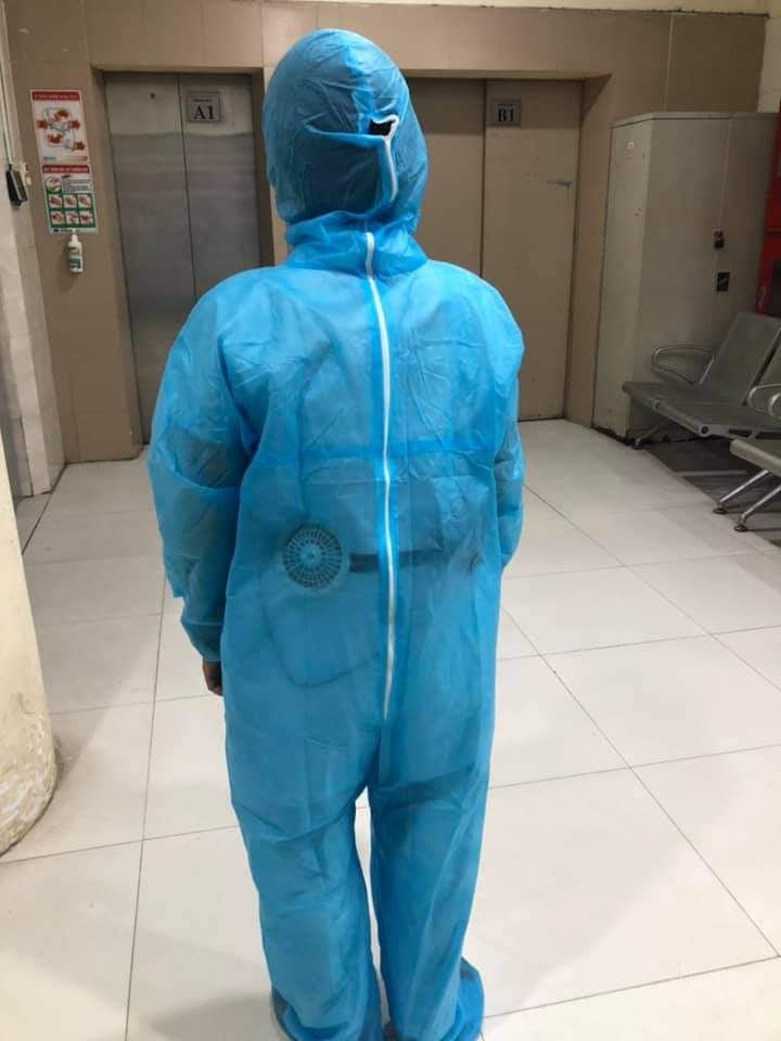 sang kien chong nong cho bac si covid-19 anh 1