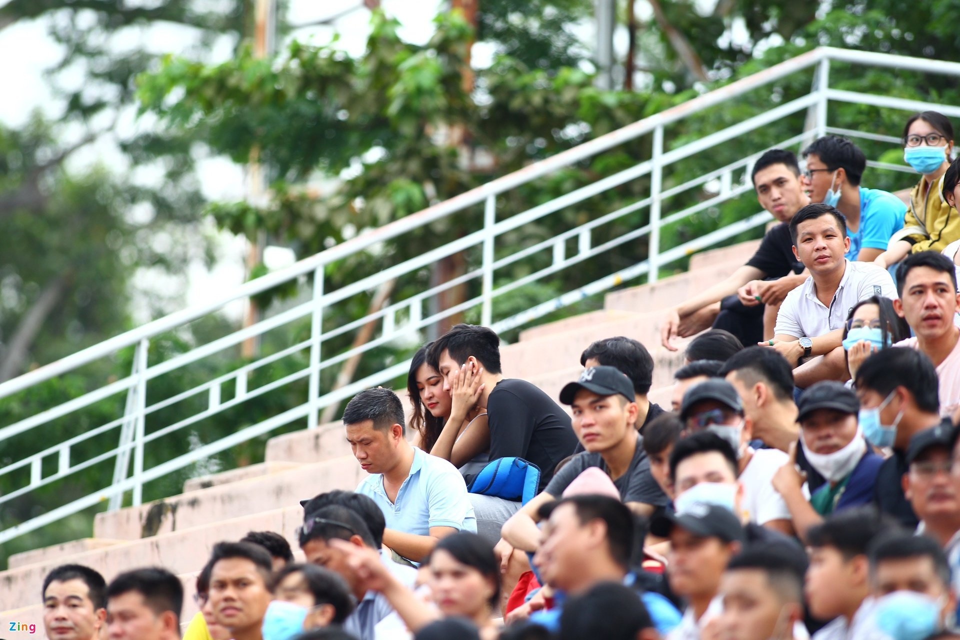 cam xem bong da de phong dich anh 1