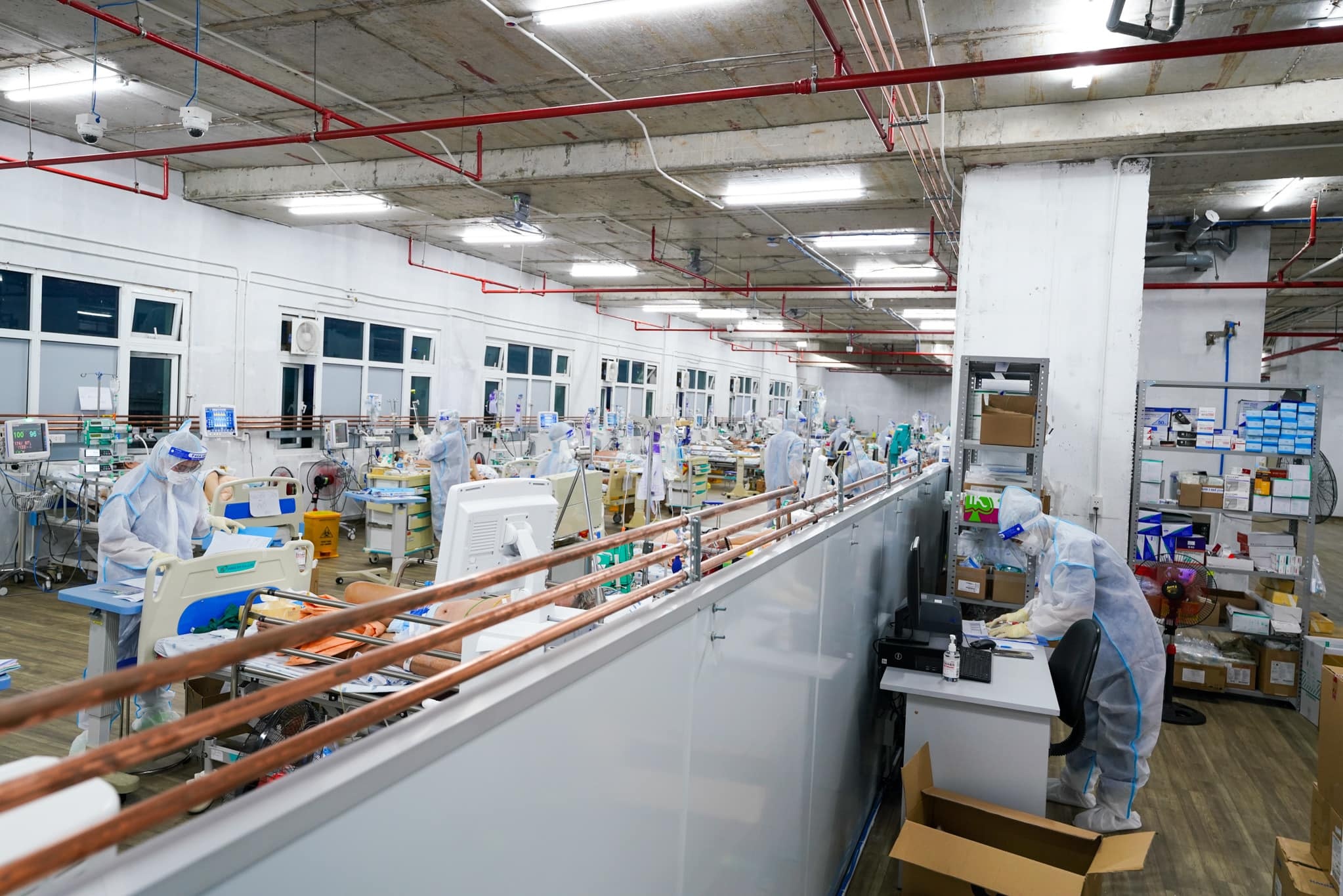 cuu thai phu mac covid-19 anh 1