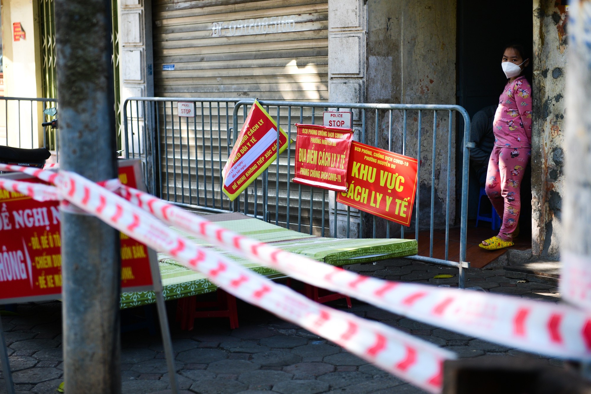 Them 14.595 ca mac Covid-19, F0 tai Ha Noi va Can Tho giam hinh anh