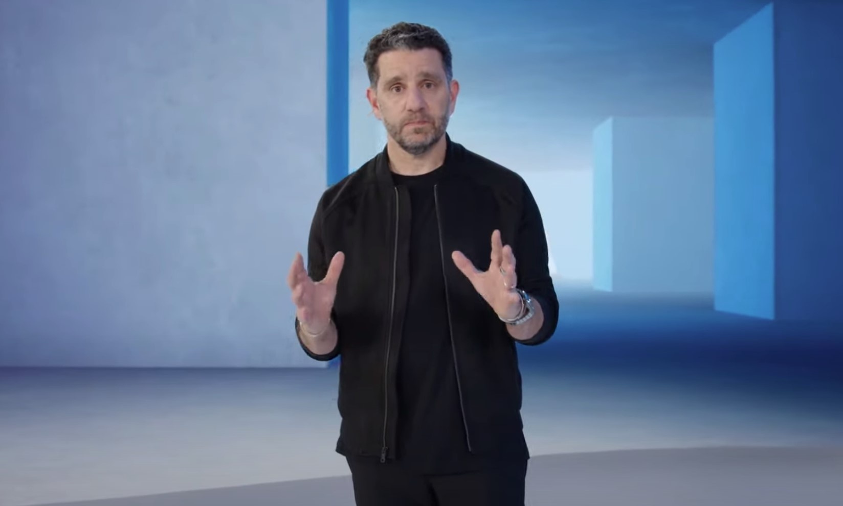 su kien ra mat windows 11 anh 2