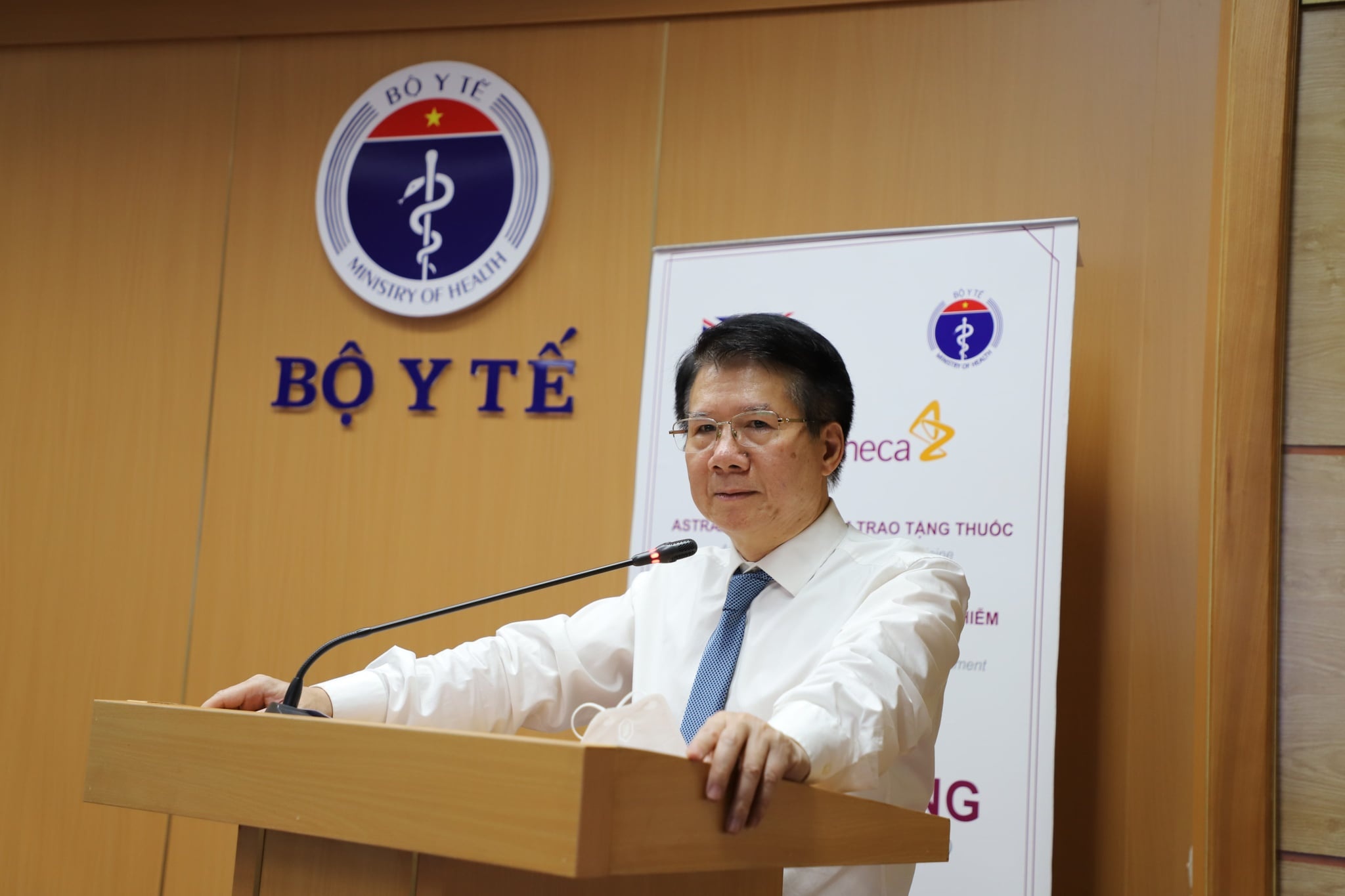 Viet Nam duoc tang 150.000 hop thuoc dieu tri benh khong lay nhiem hinh anh