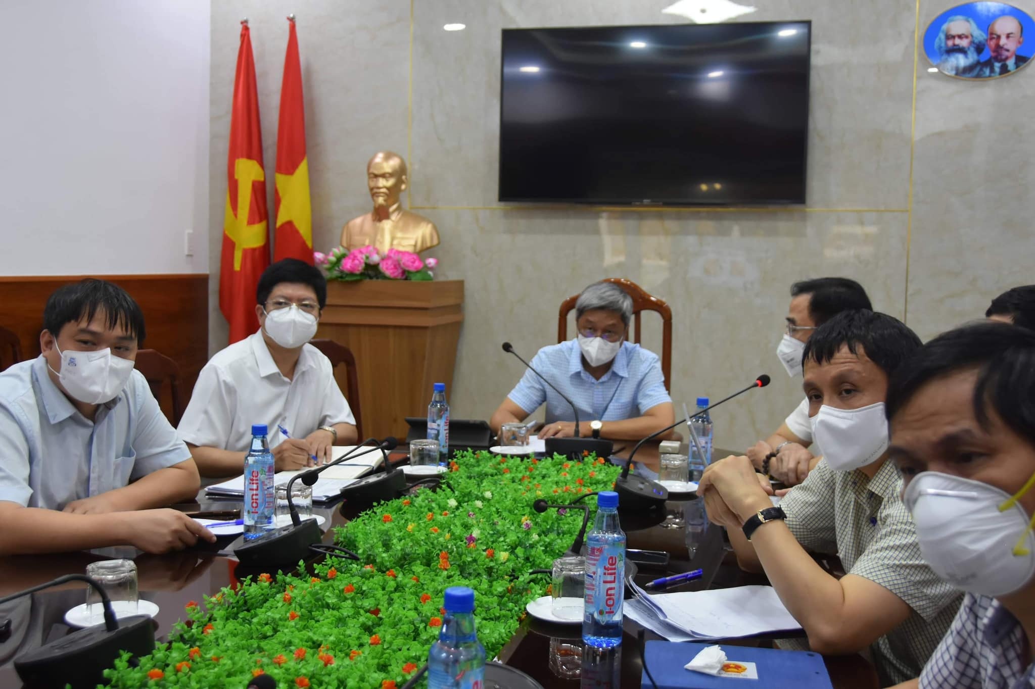 điều trị bệnh nhân covid-19 diễn biến nặng ảnh 1 dieu tri benh nhan covid-19 dien bien nang anh 1