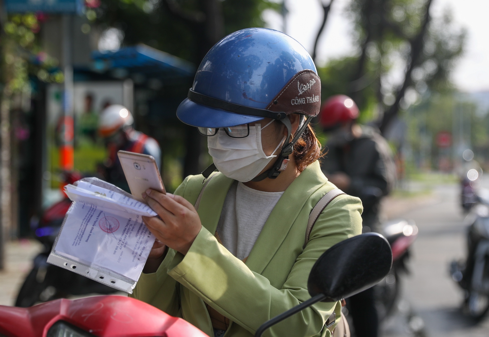 F0 o TP.HCM gap kho khi xin giay xac nhan khoi benh hinh anh