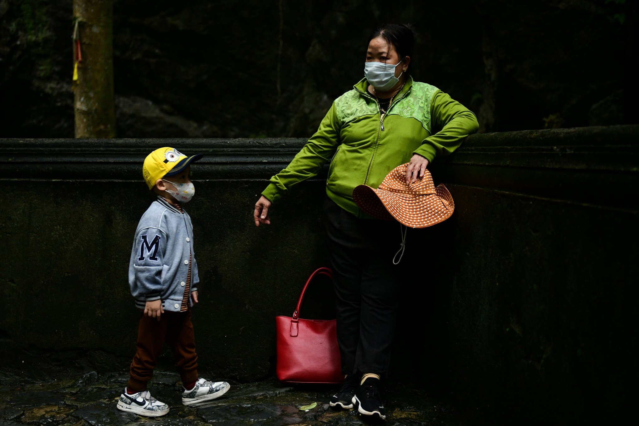 Tre em co can tiem nhac lai vaccine Covid-19 trong tuong lai? hinh anh