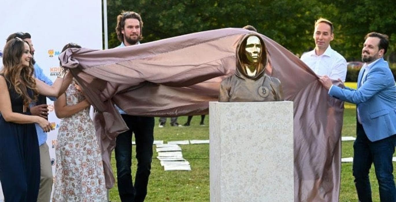 tuong cha de Bitcoin anh 1