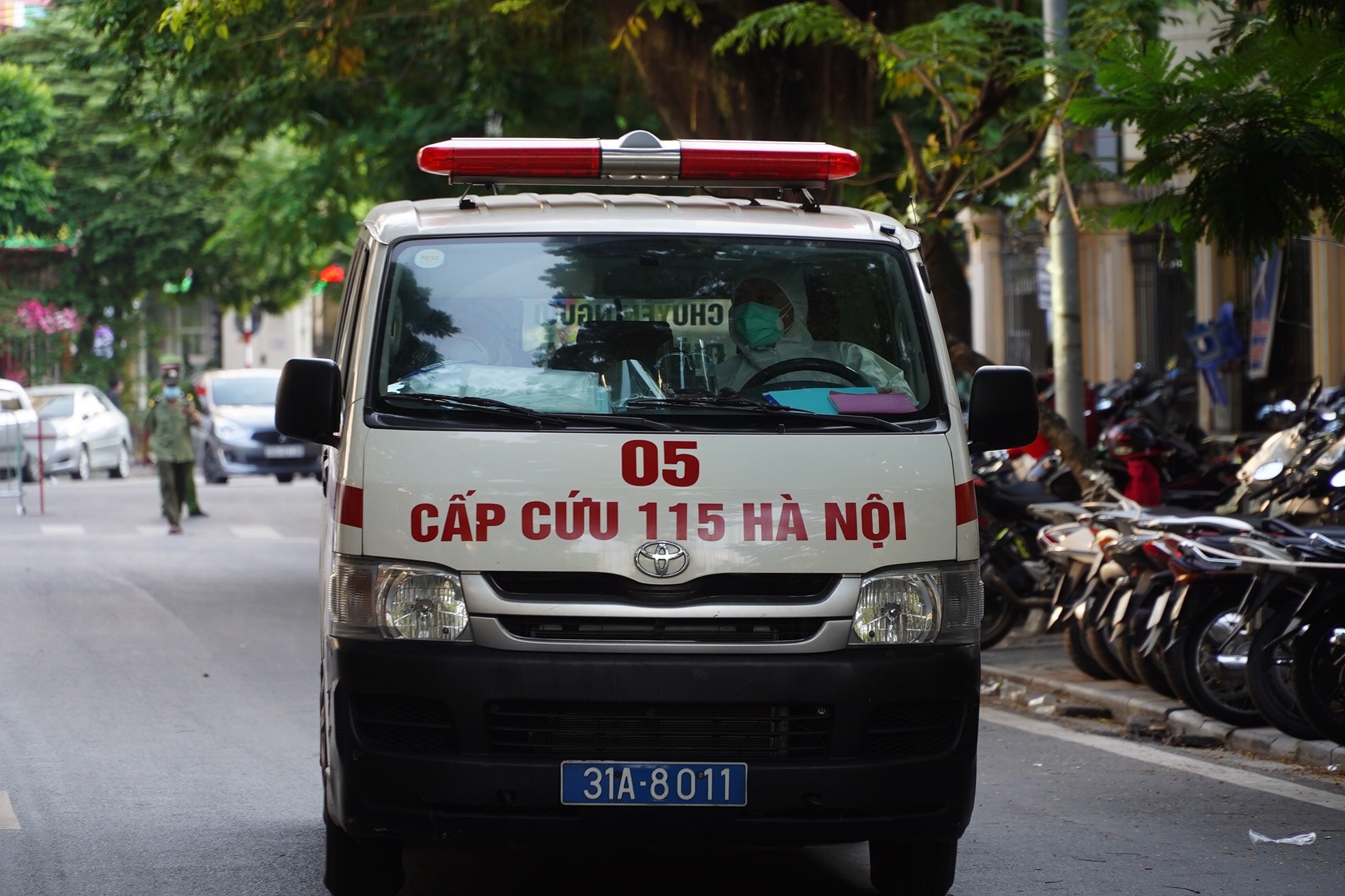 Ha Noi phat hien them 4 nguoi nhiem nCoV hinh anh