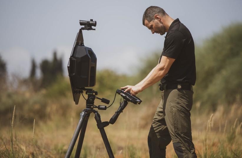 Israel phat minh cong nghe nhin xuyen tuong hinh anh