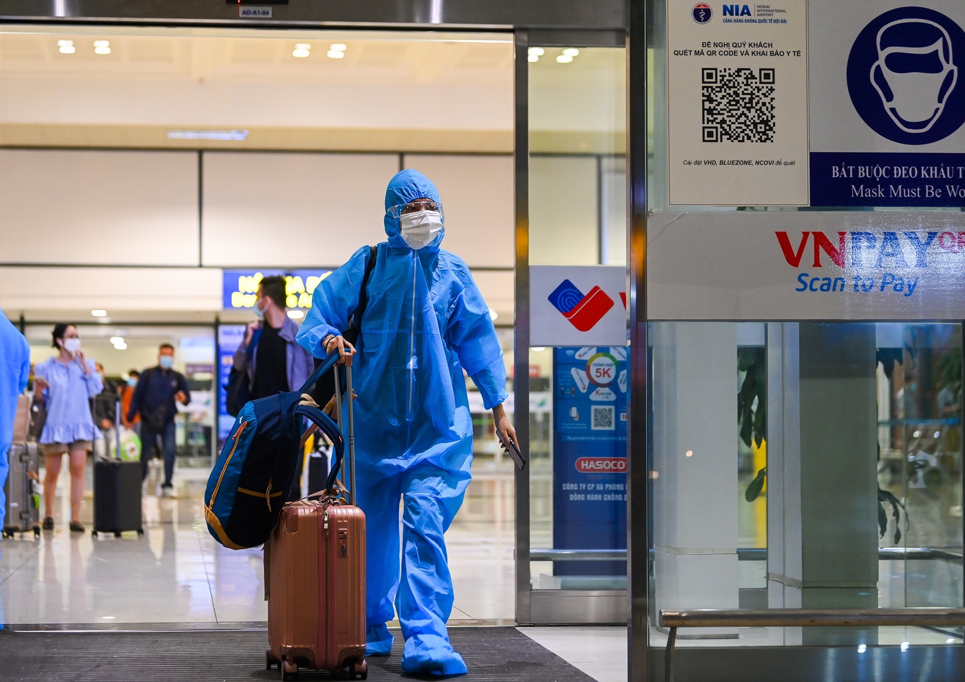 phan cap quy dinh nhap canh anh 2