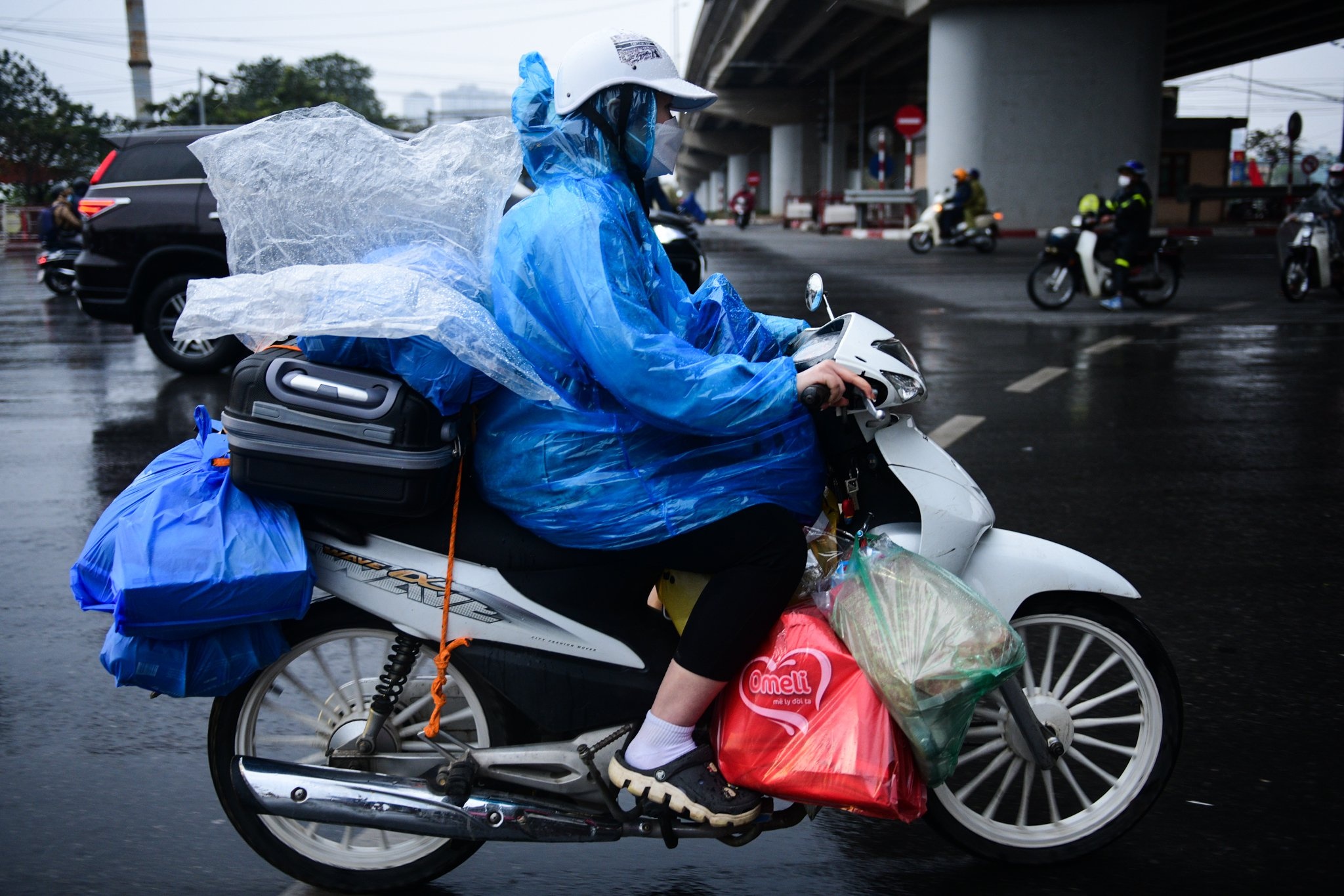 Them 16.809 ca mac Covid-19 tai 61 tinh, thanh pho hinh anh