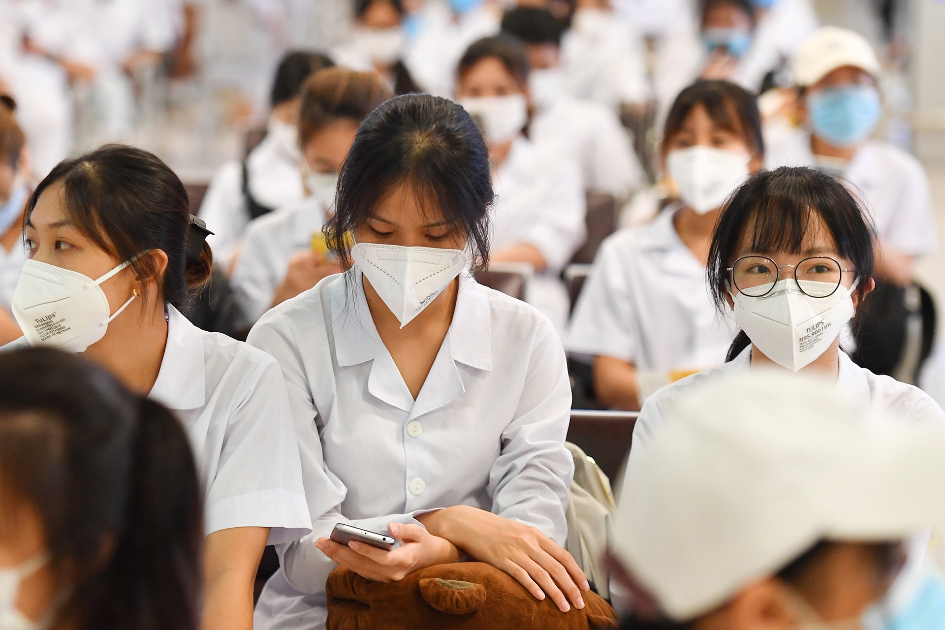 So ca mac Covid-19 lien tuc tang o nhieu dia phuong phia Bac hinh anh