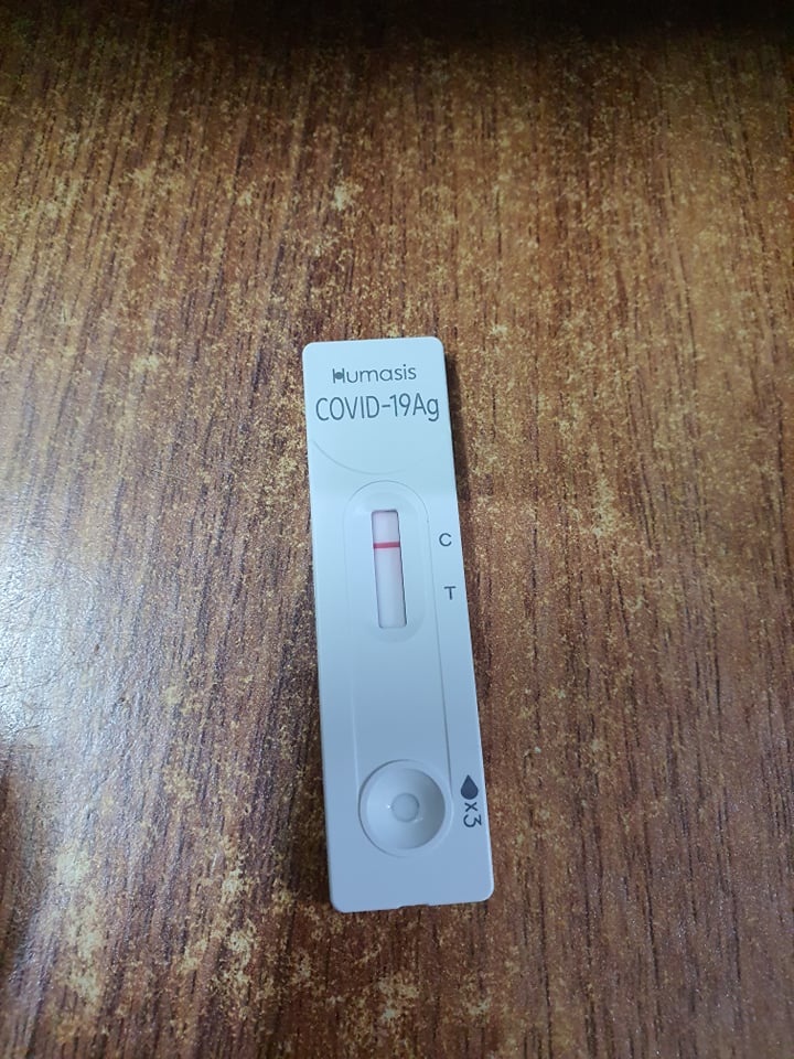 ban kit test covid-19 tran lan anh 1