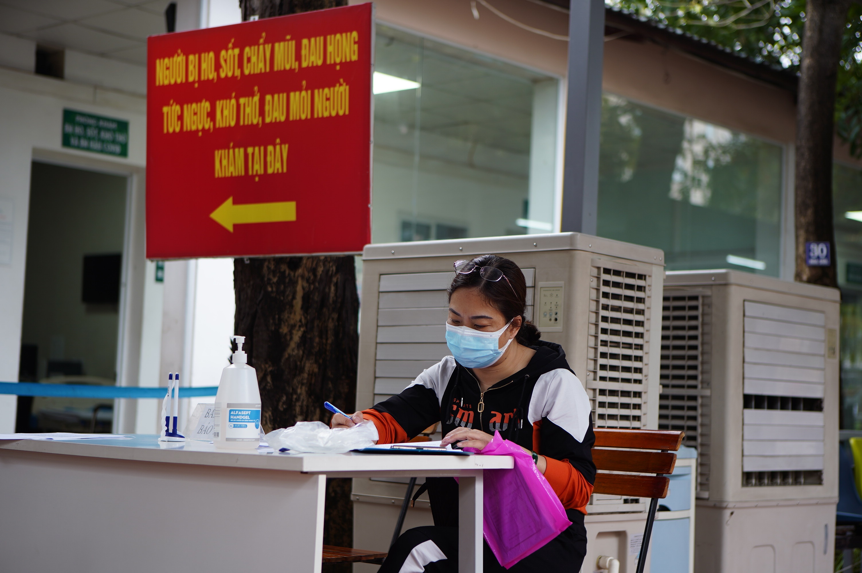 Them 131.709 ca mac Covid-19 hinh anh