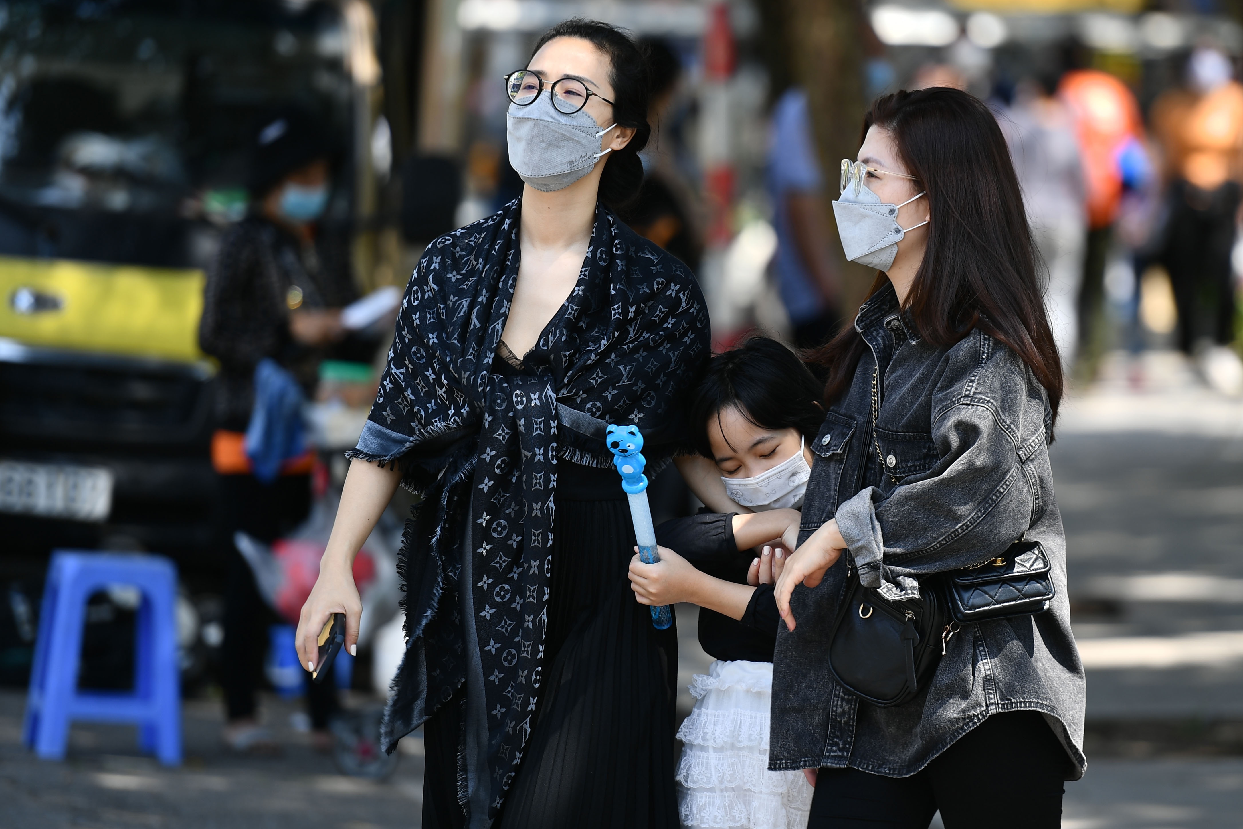 Bao lau sau khi khoi Covid-19 nen mang thai? hinh anh