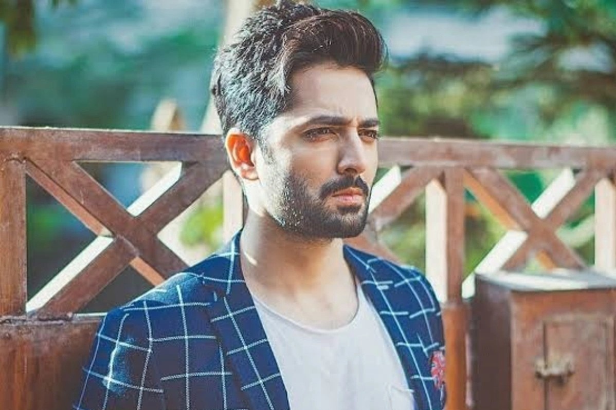 Loai rau giup dan ong tang cuong sinh ly hinh anh