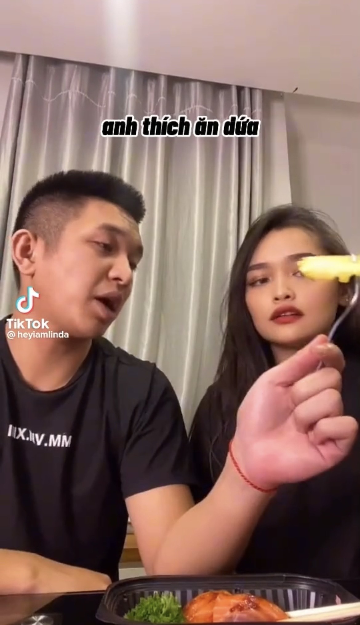 ăn dứa cải thiện mùi âm đạo ảnh 1 an dua cai thien mui am dao anh 1