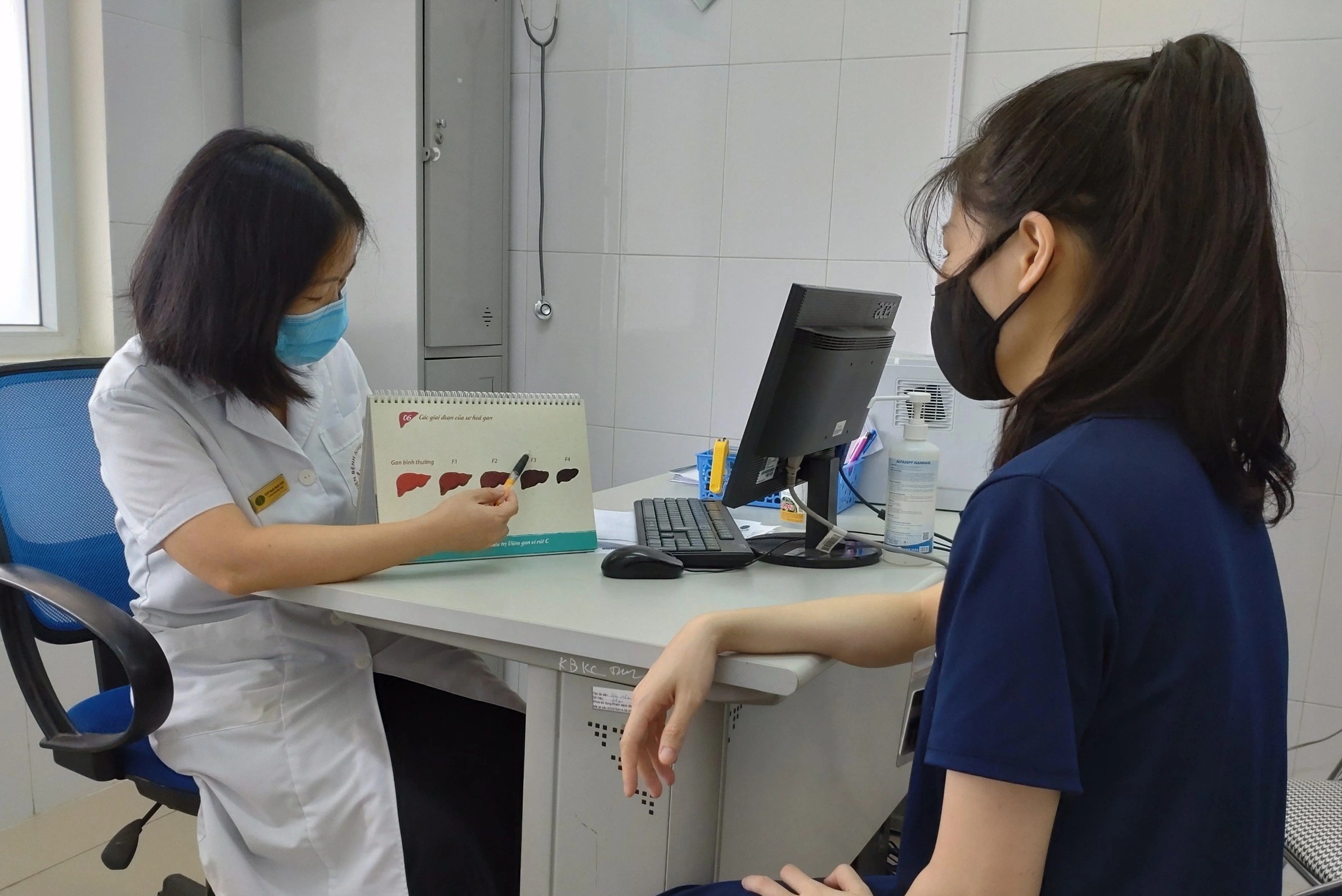 gia đình viêm gan b nhiều thế hệ ảnh 1 gia dinh viem gan b nhieu the he anh 1