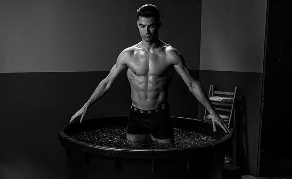 hoi phuc co bap bang ngam nuoc da anh 1