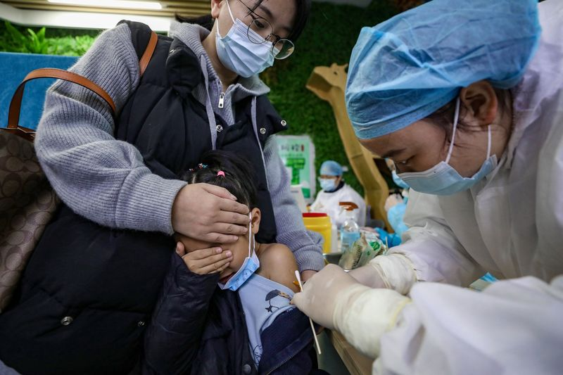 tiêm vaccine covid-19 cho trẻ dưới 5 tuổi ảnh 2 tiem vaccine covid-19 cho tre duoi 5 tuoi anh 2