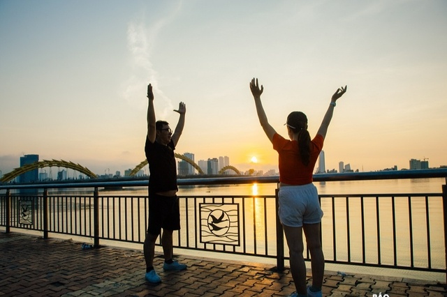 nguoi tang huyet ap can lam gi trong ngay nang nong anh 2