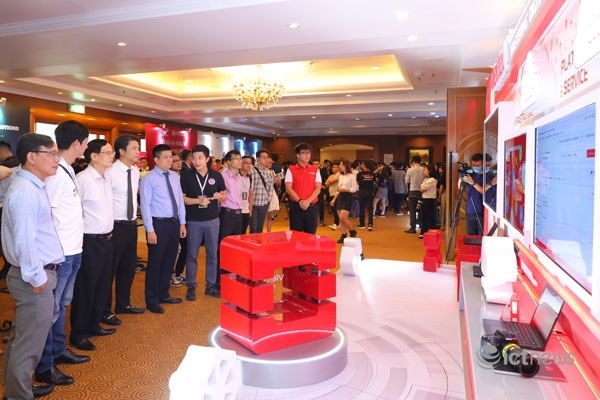 ha tang mo cho Internet anh 2