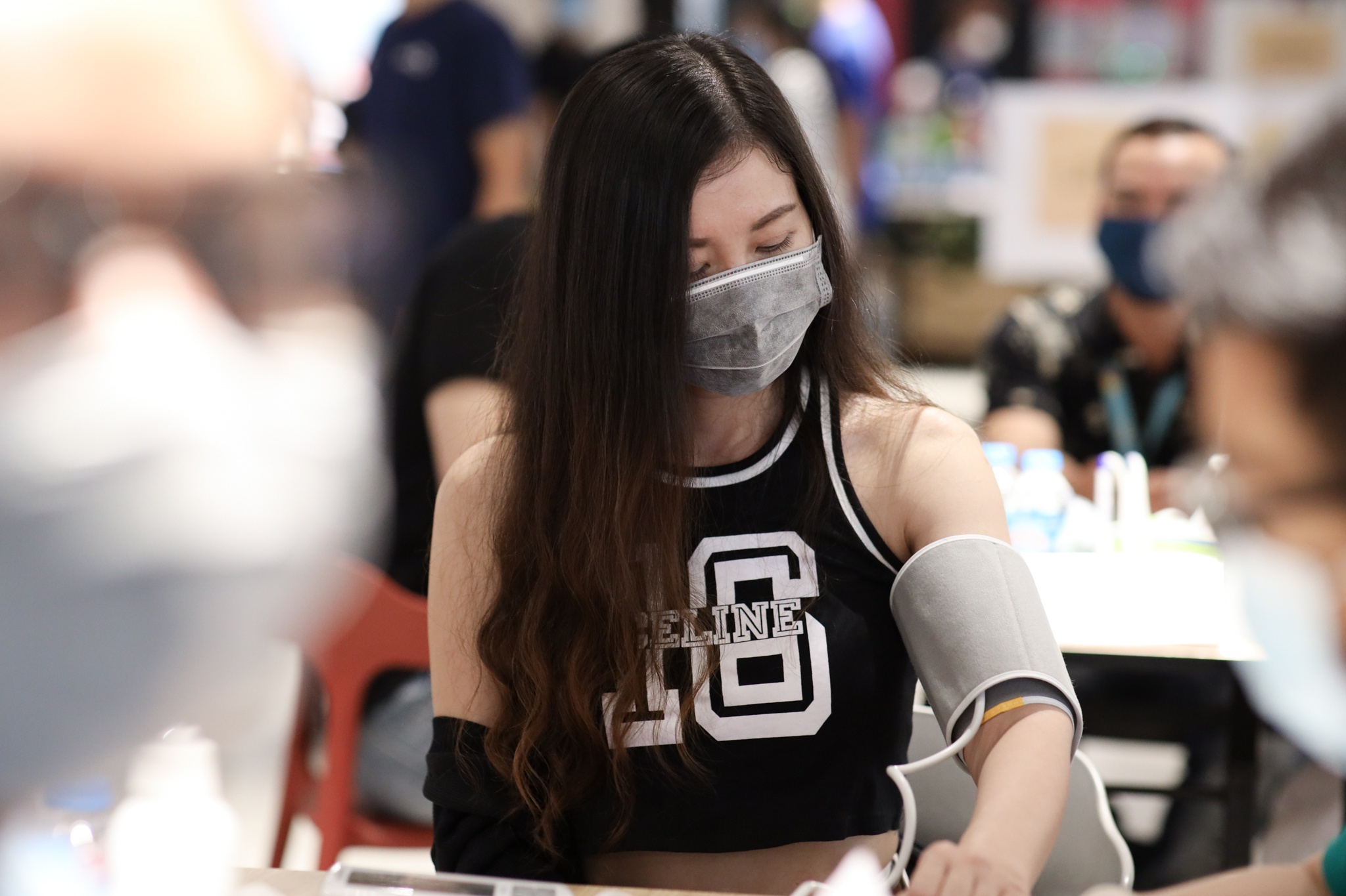 tiem vaccine covid-19 dinh ky anh 1