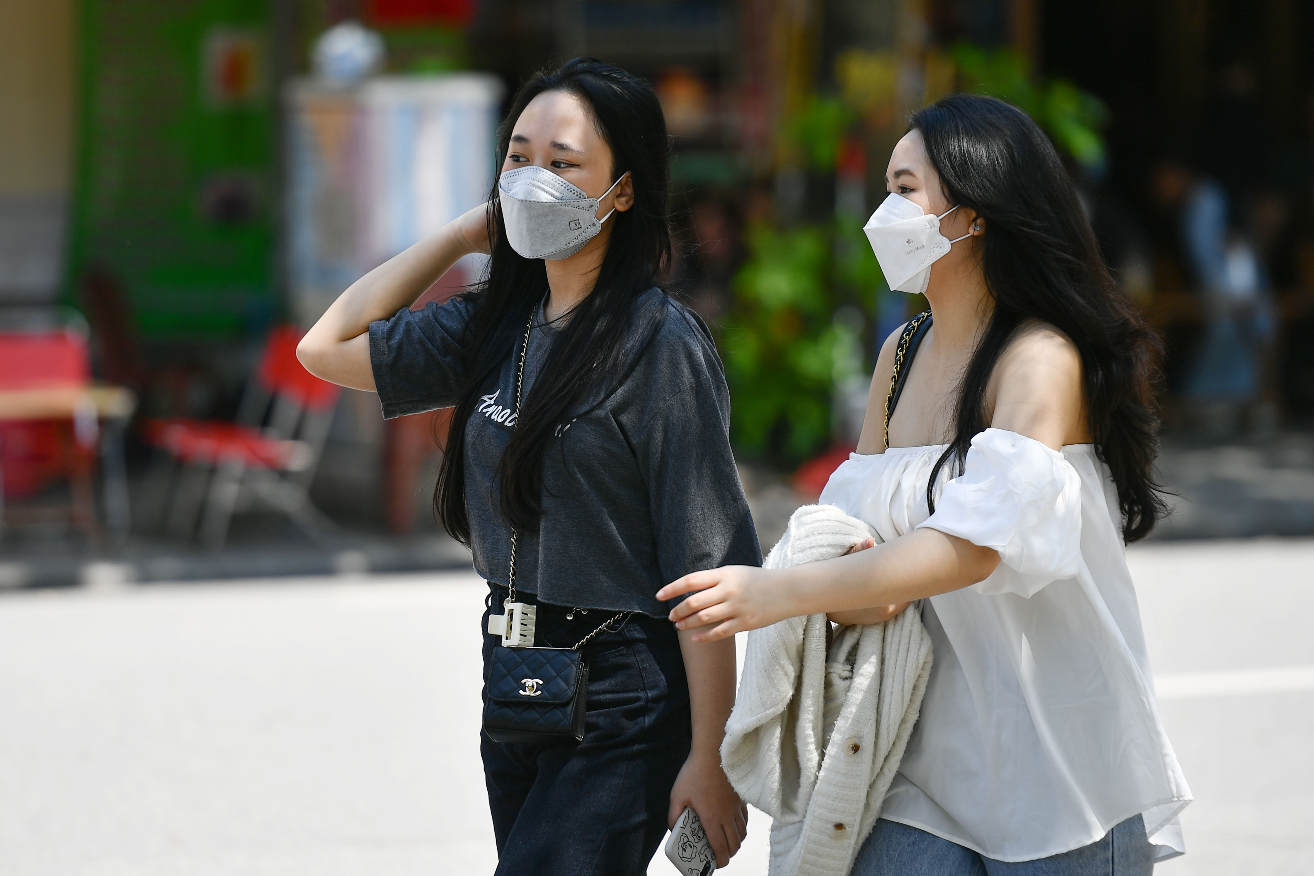 Viec coi Covid-19 nhu cam cum la sai lam hinh anh