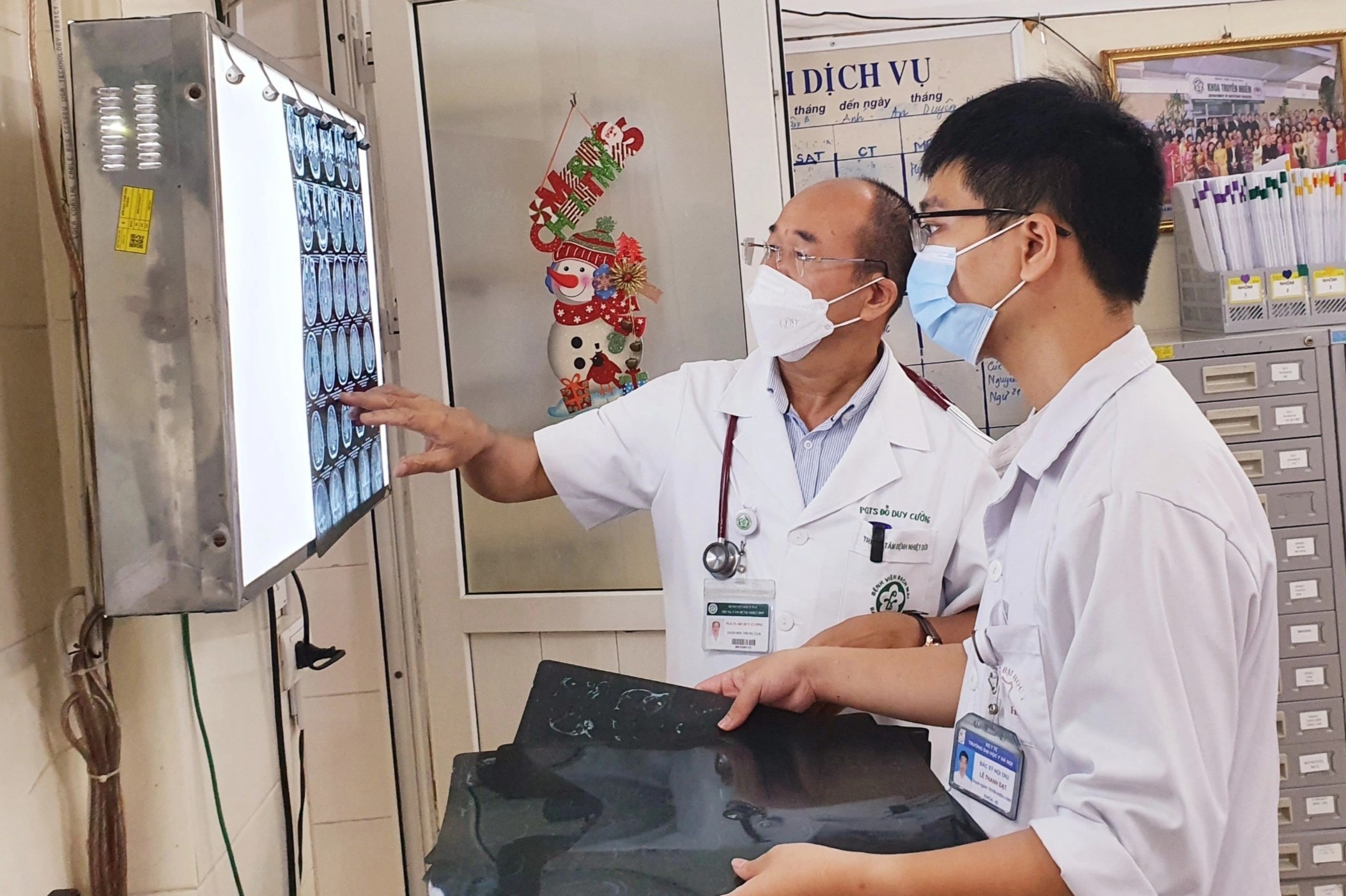 nam den sau covid-19 anh 2