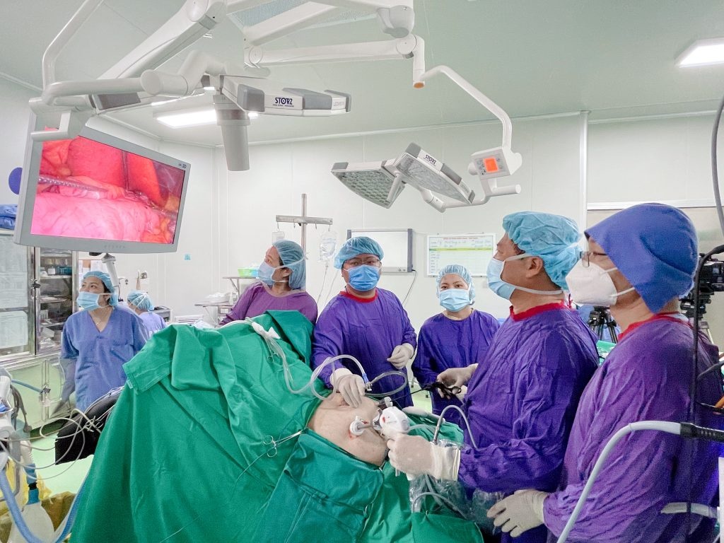 dieu tri beo phi anh 1