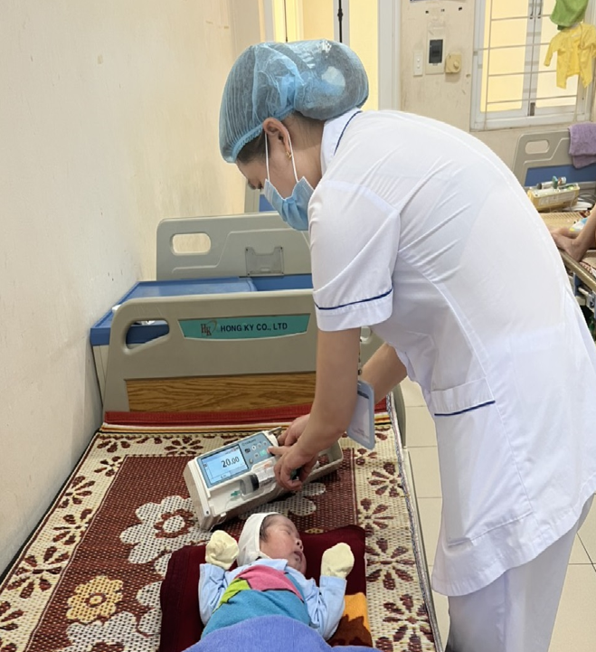 thay mau tre vang da anh 2