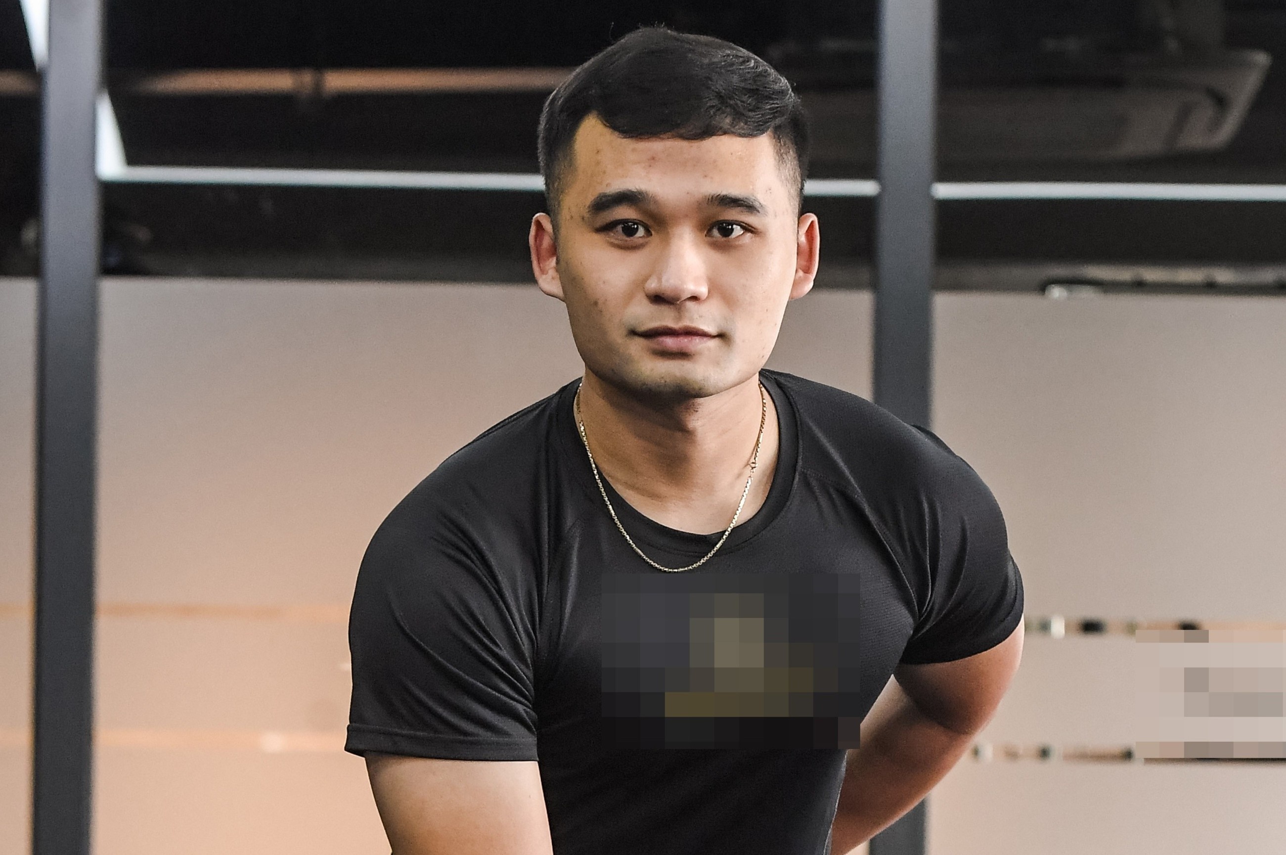 Bi che gay, ky su xay dung lot xac chuyen lam huan luyen vien the hinh hinh anh