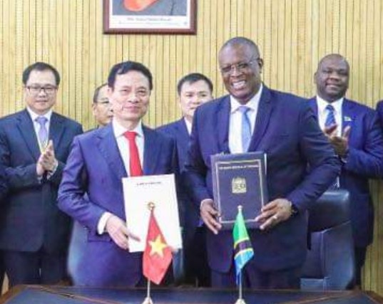 Tang cuong hop tac Viet Nam-Tanzania o linh vuc thong tin truyen thong hinh anh