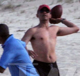 Tong thong My tap luyen de co co bung 6 mui hinh anh